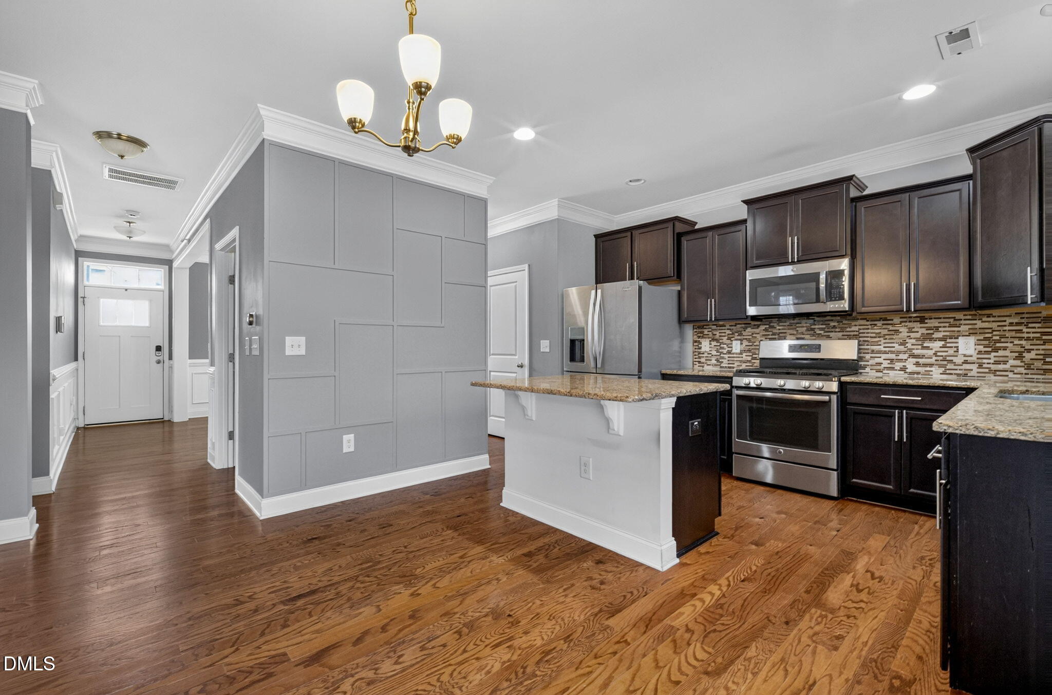 7569 Oakberry Drive Property Photo 11