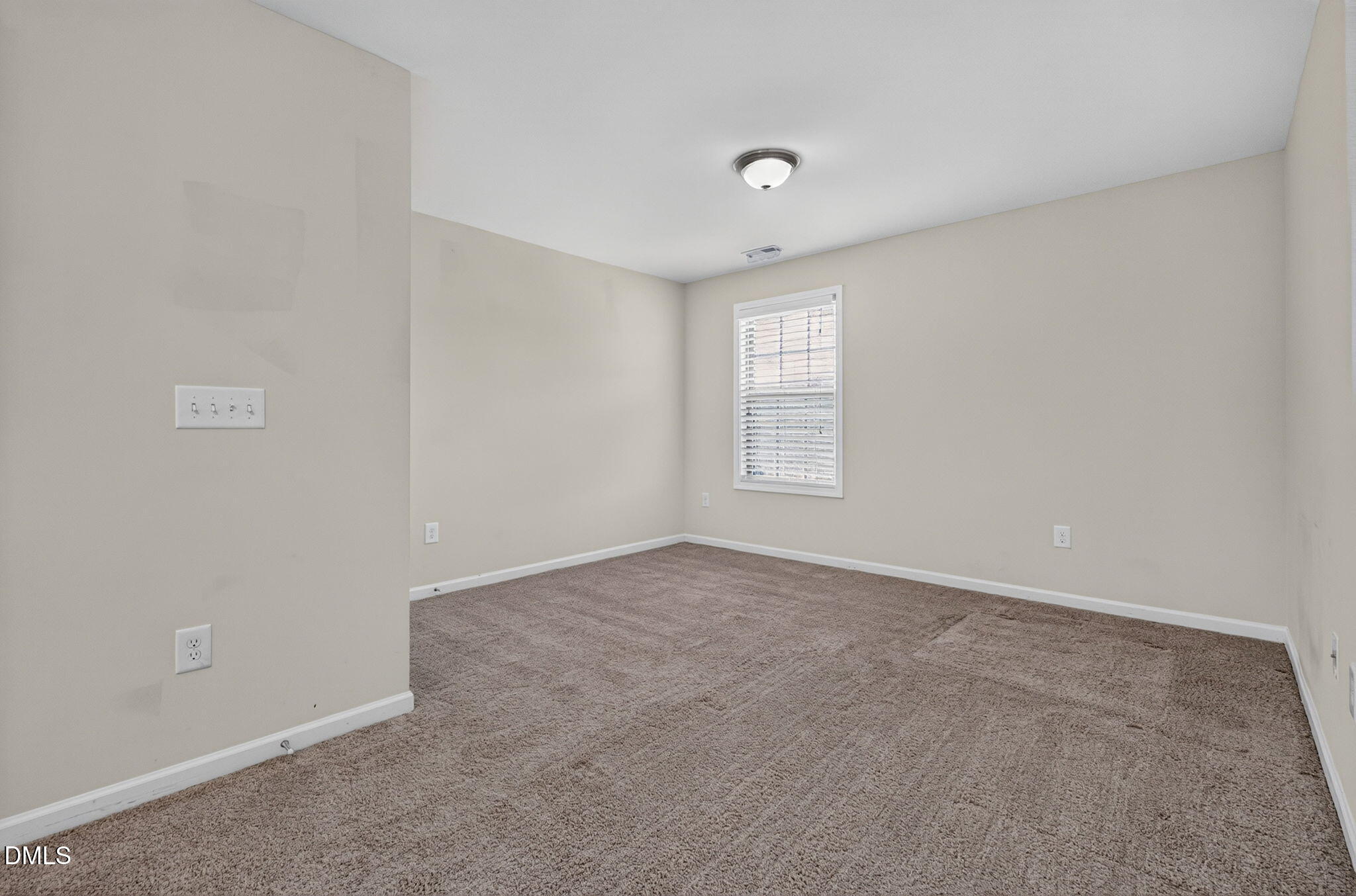 7569 Oakberry Drive Property Photo 20
