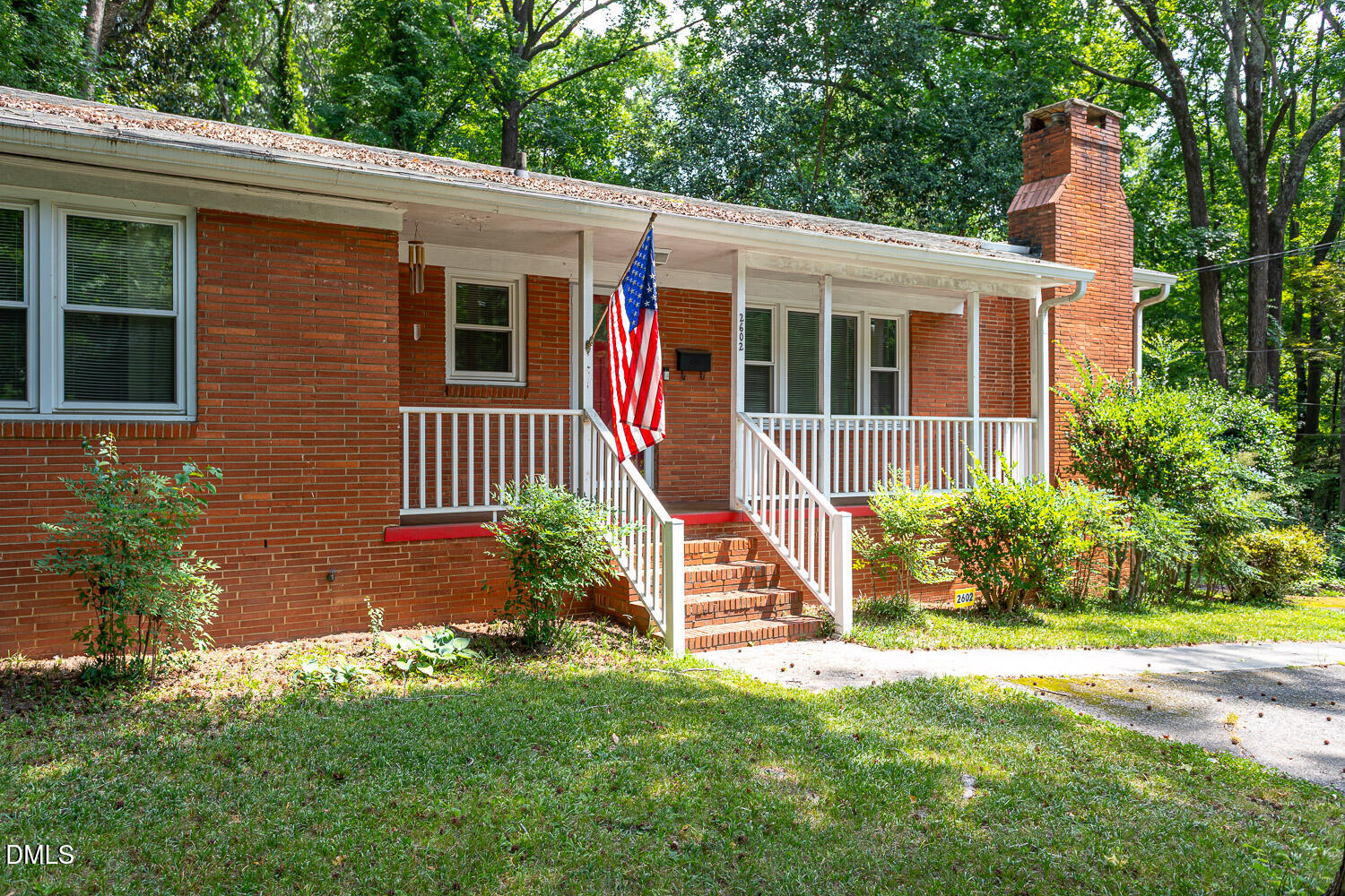 2602 Wade Avenue Property Photo 4