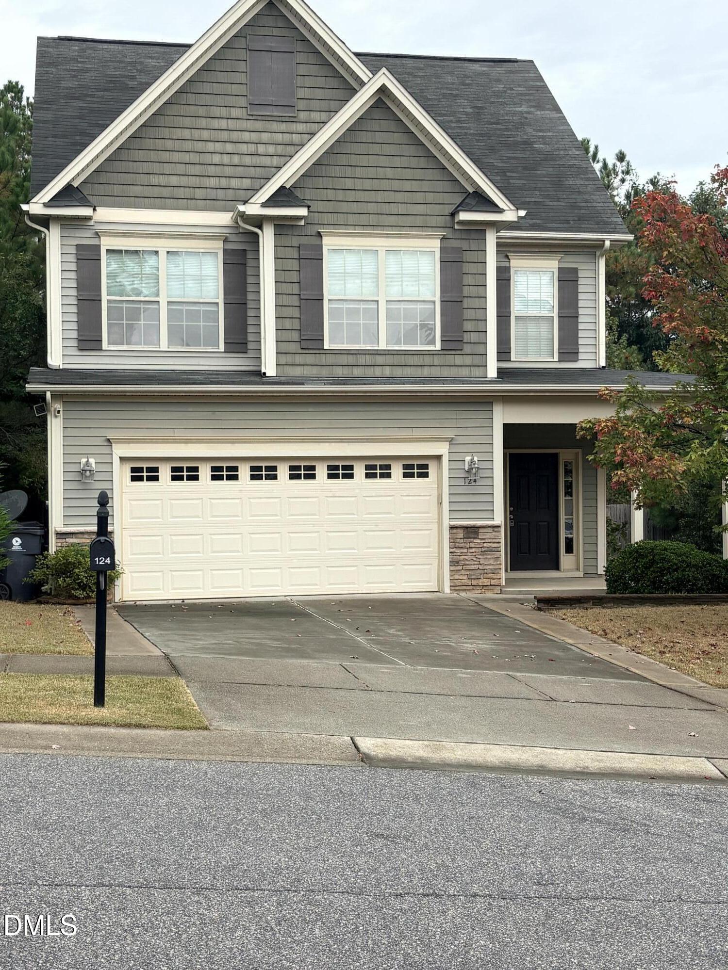 124 Sweet Violet Drive Property Photo 2