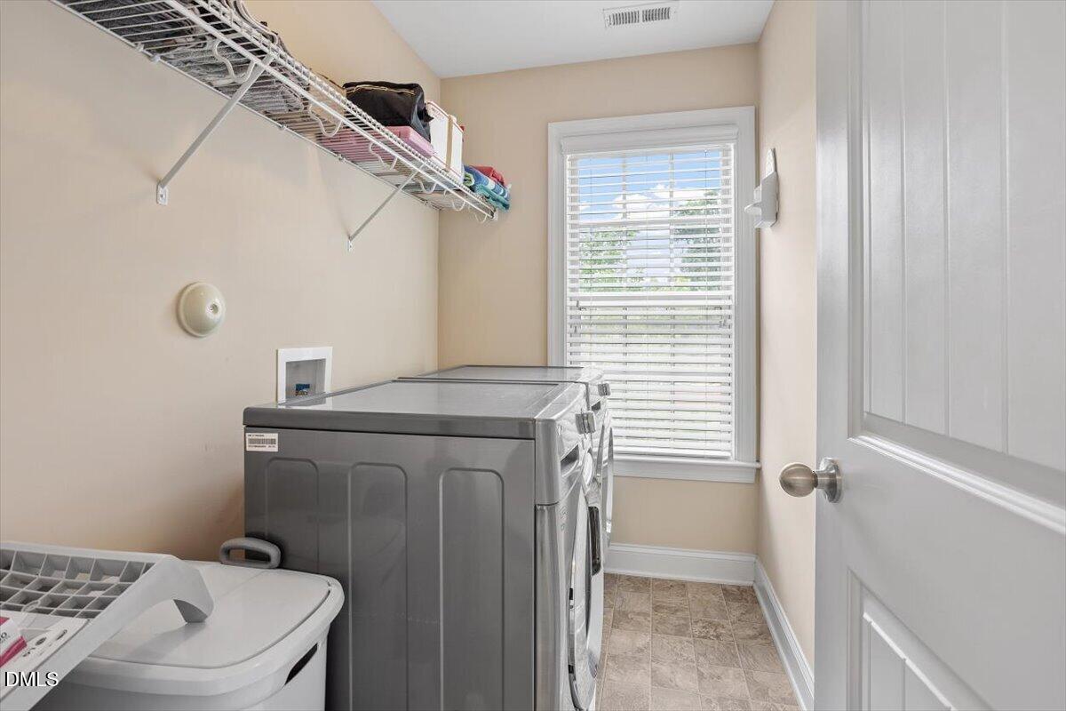 124 Sweet Violet Drive Property Photo 32