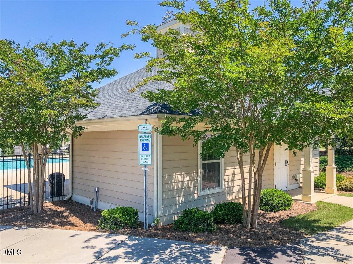 124 Sweet Violet Drive Property Photo 43