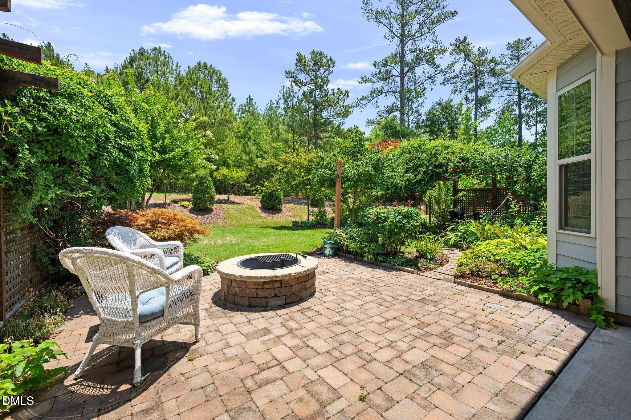 1308 Atticus Way Property Photo 5