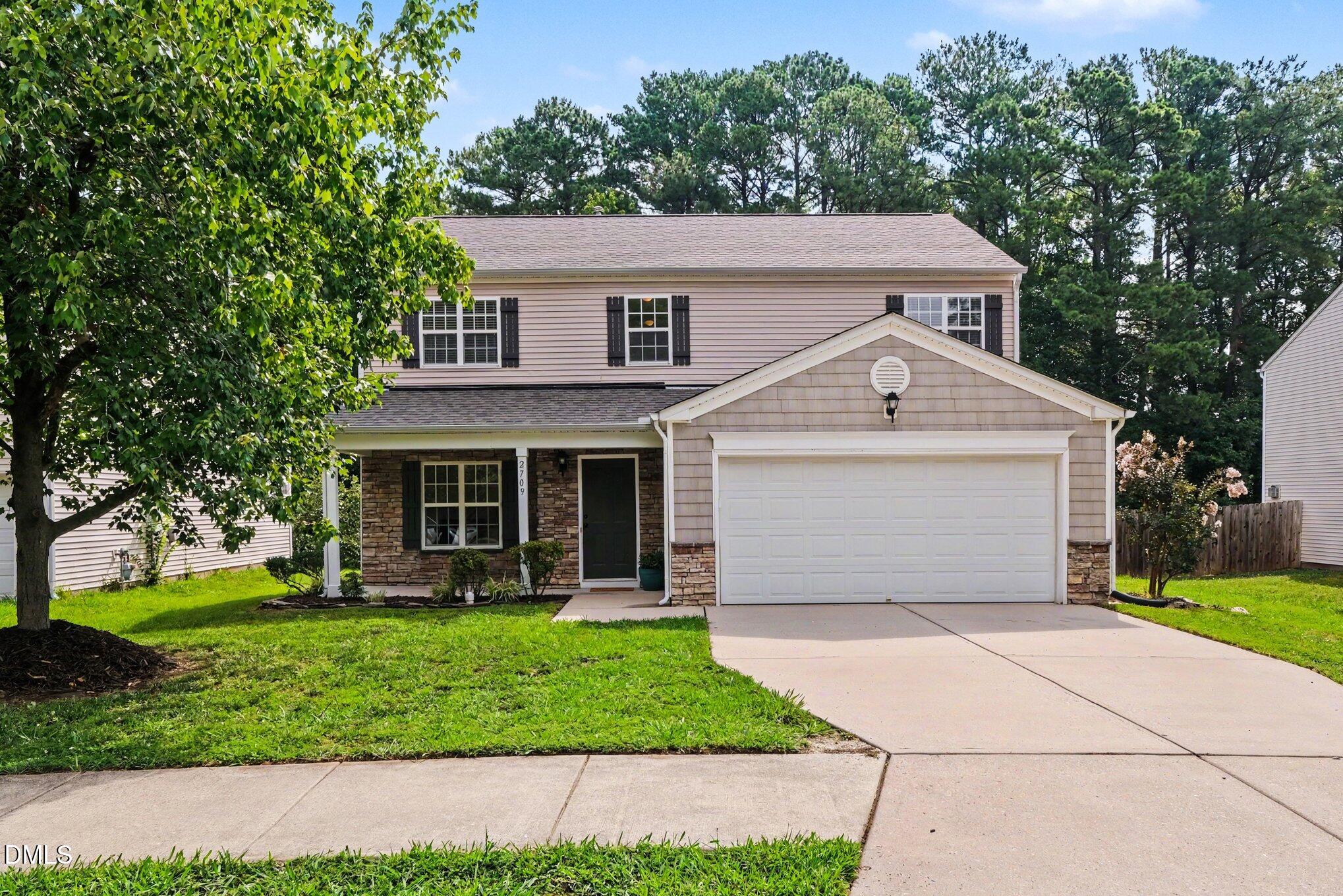 2709 Thoreau Drive Property Photo 1