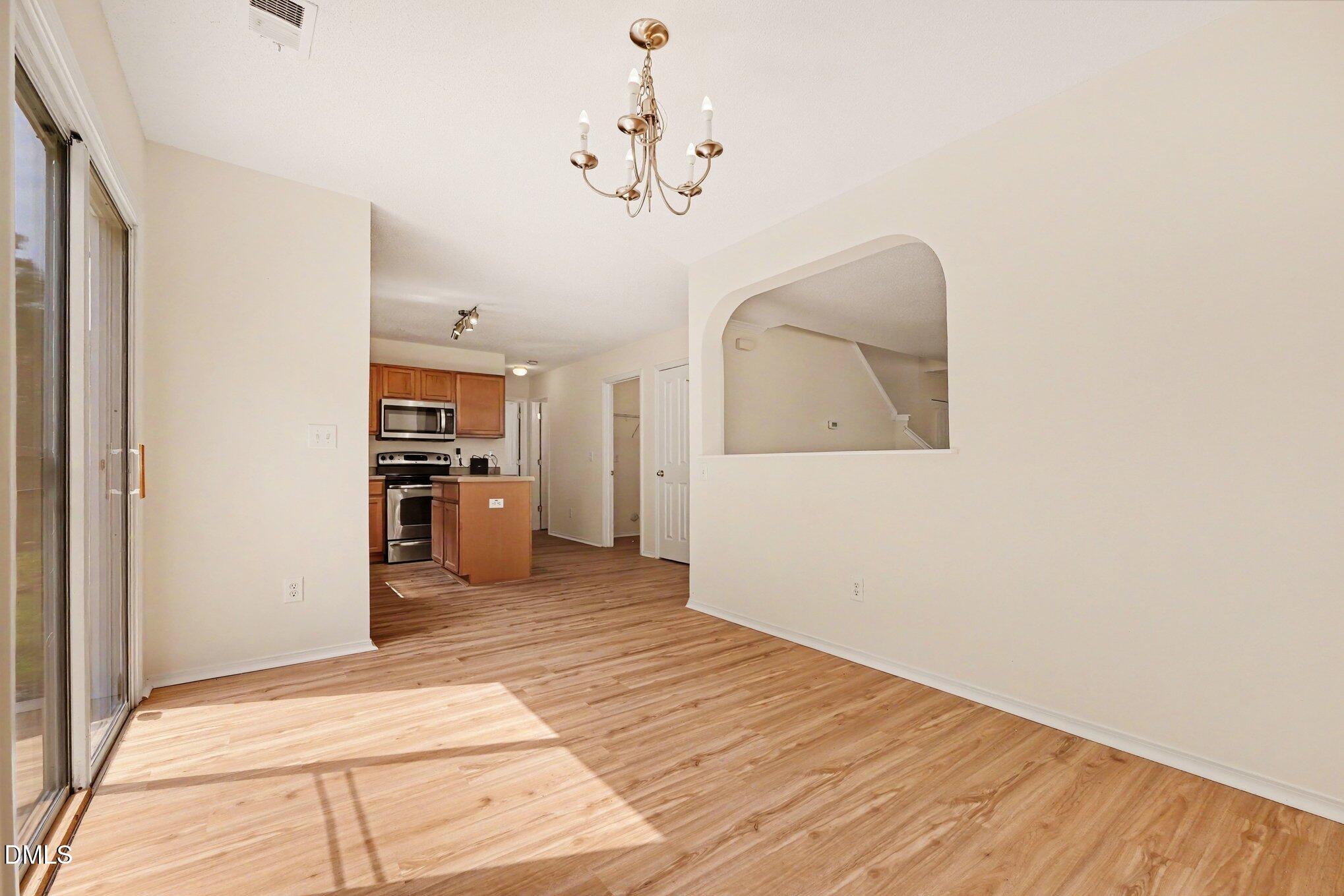 2709 Thoreau Drive Property Photo 11