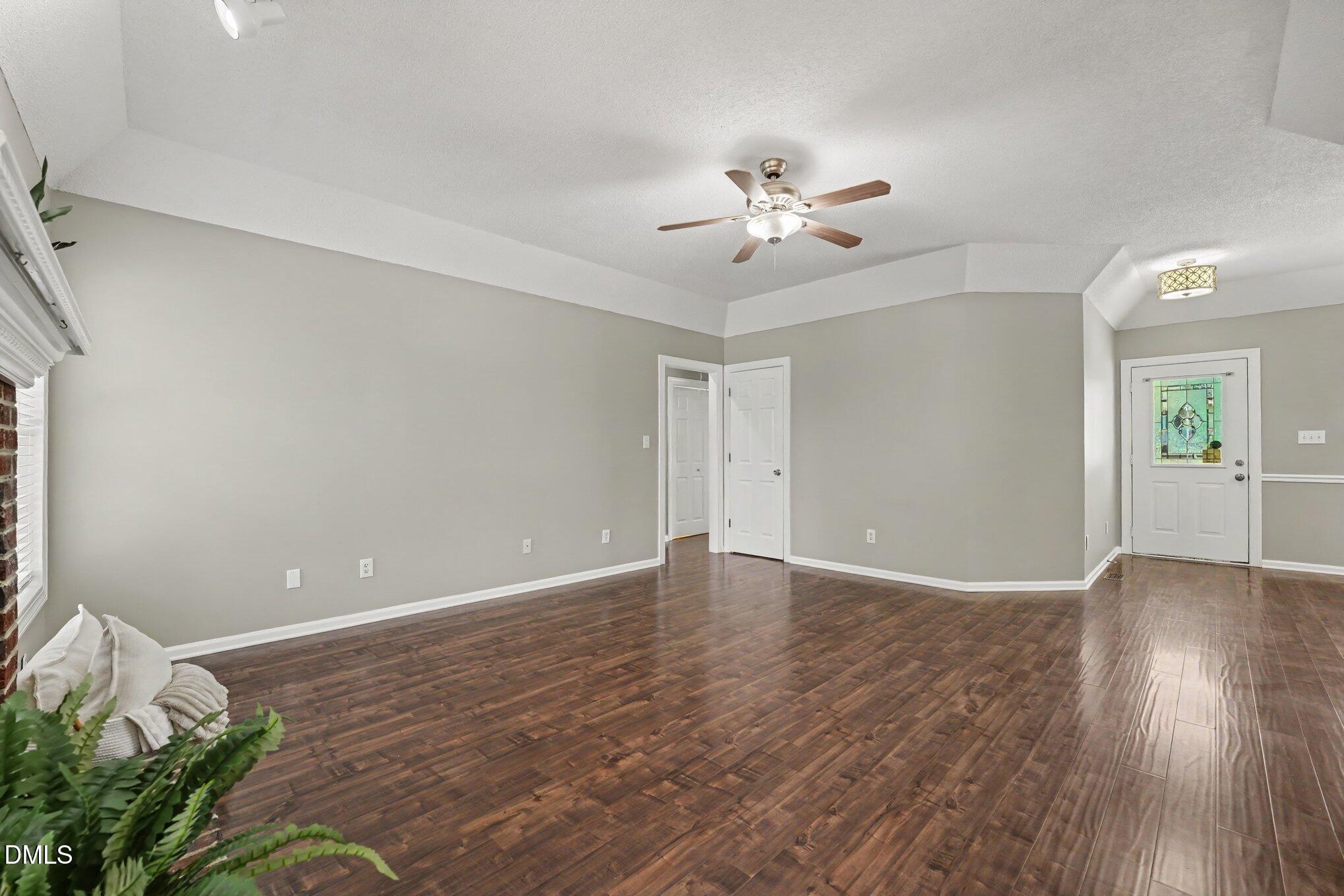212 Mitchell Avenue Property Photo 8