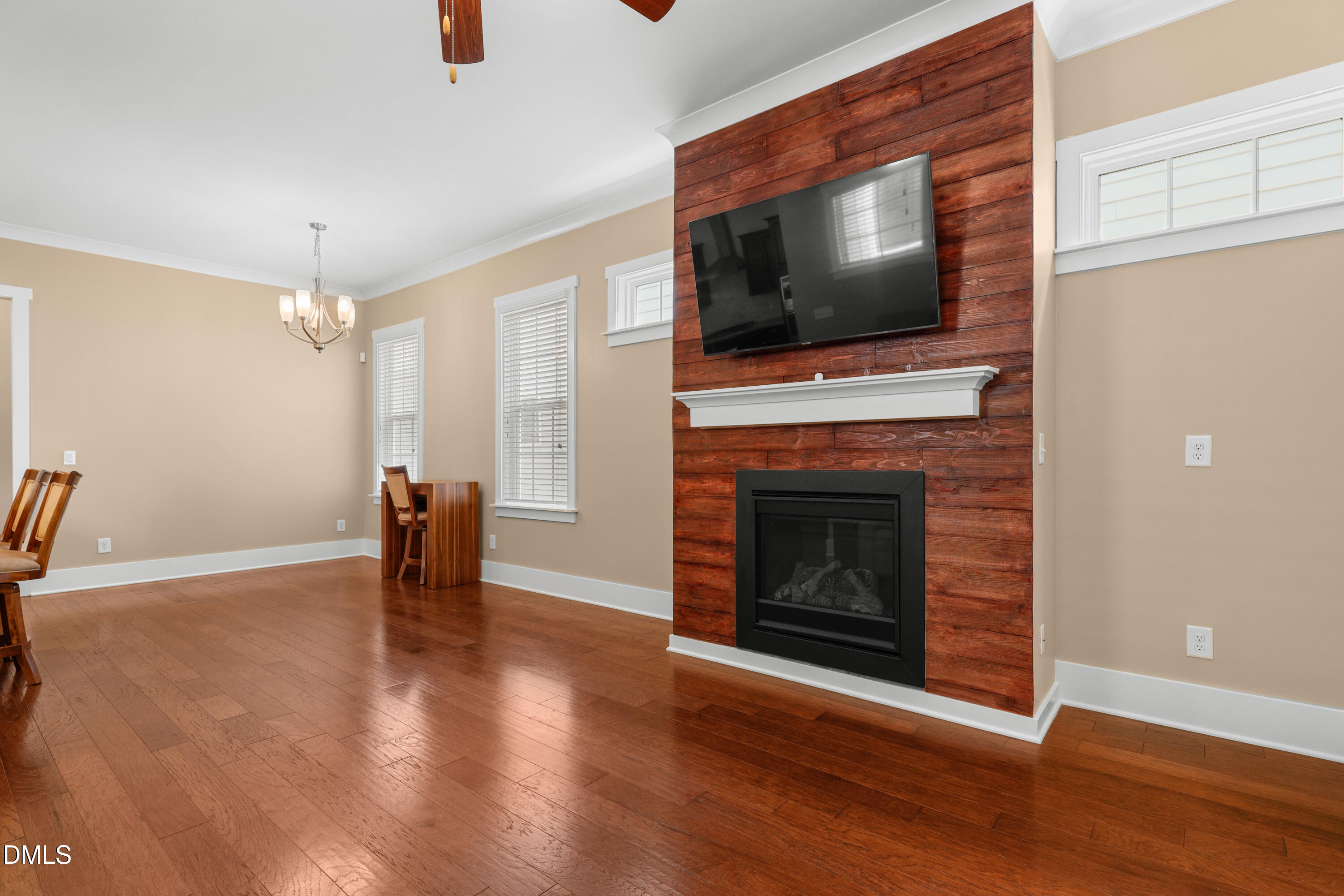 5333 Forsyth Park Street Property Photo 6