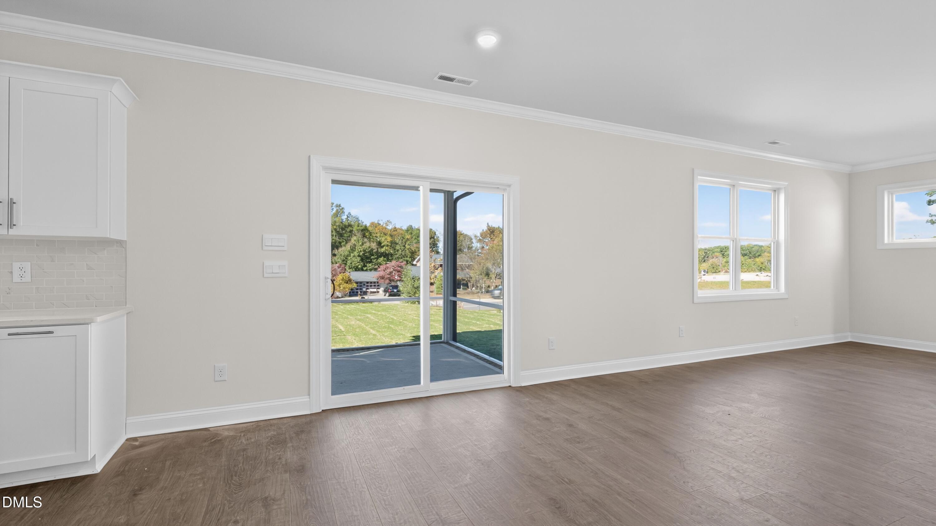 1417 Jasmine View Way Property Photo 12
