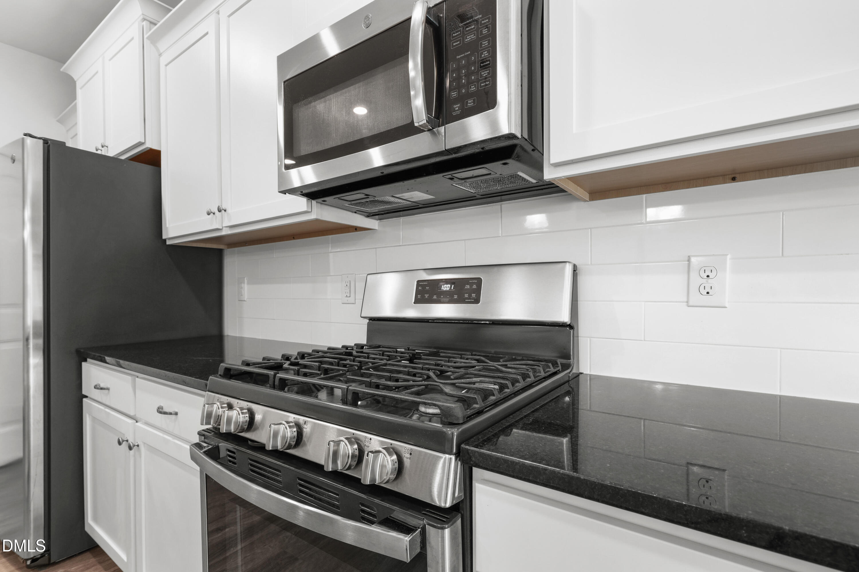 215 Silas Street Property Photo 8