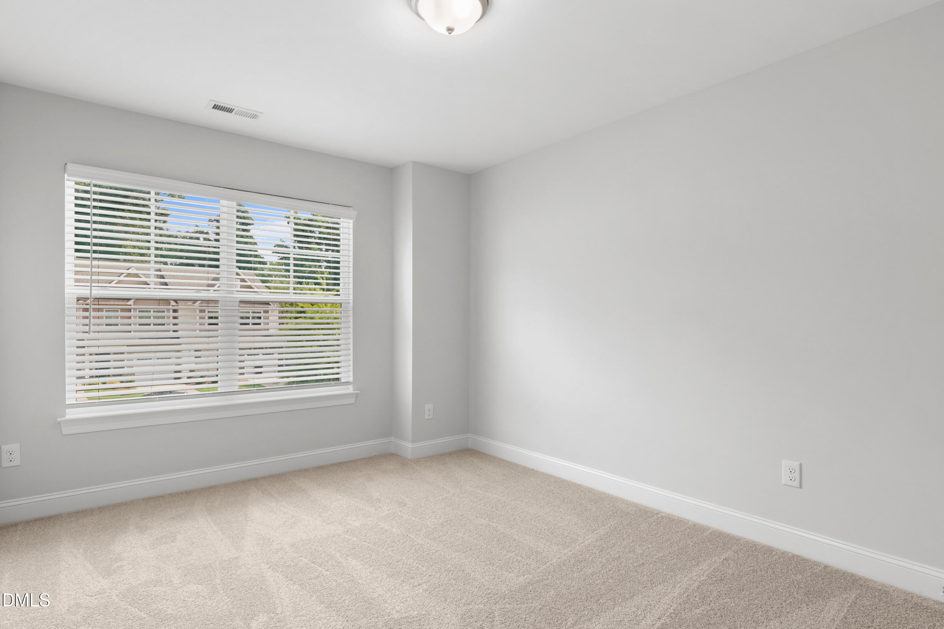 215 Silas Street Property Photo 28
