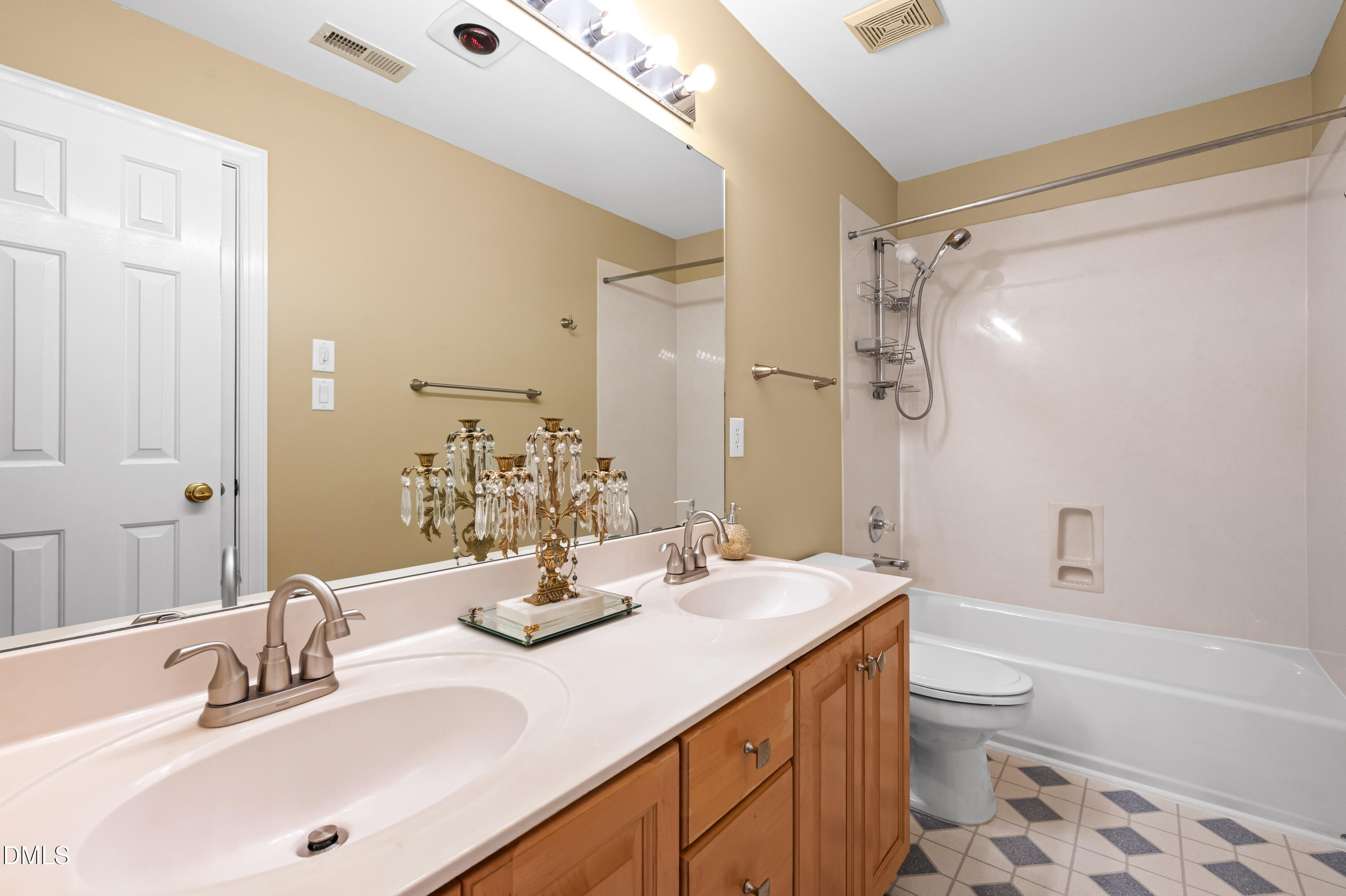 805 Cricketfield Lane Property Photo 25