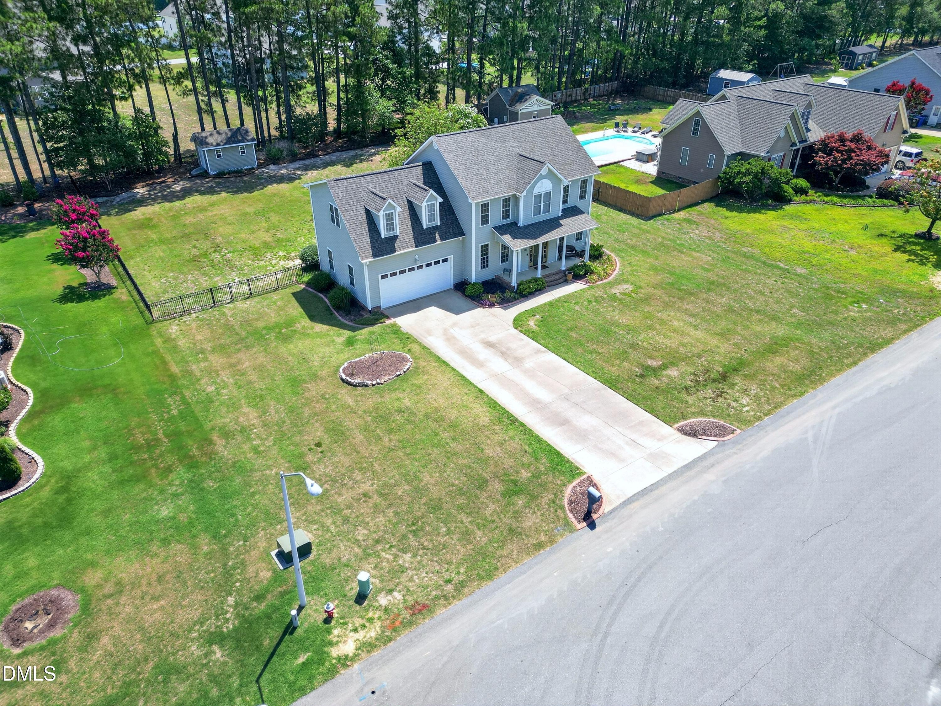 160 Adams Pointe Court Property Photo 8