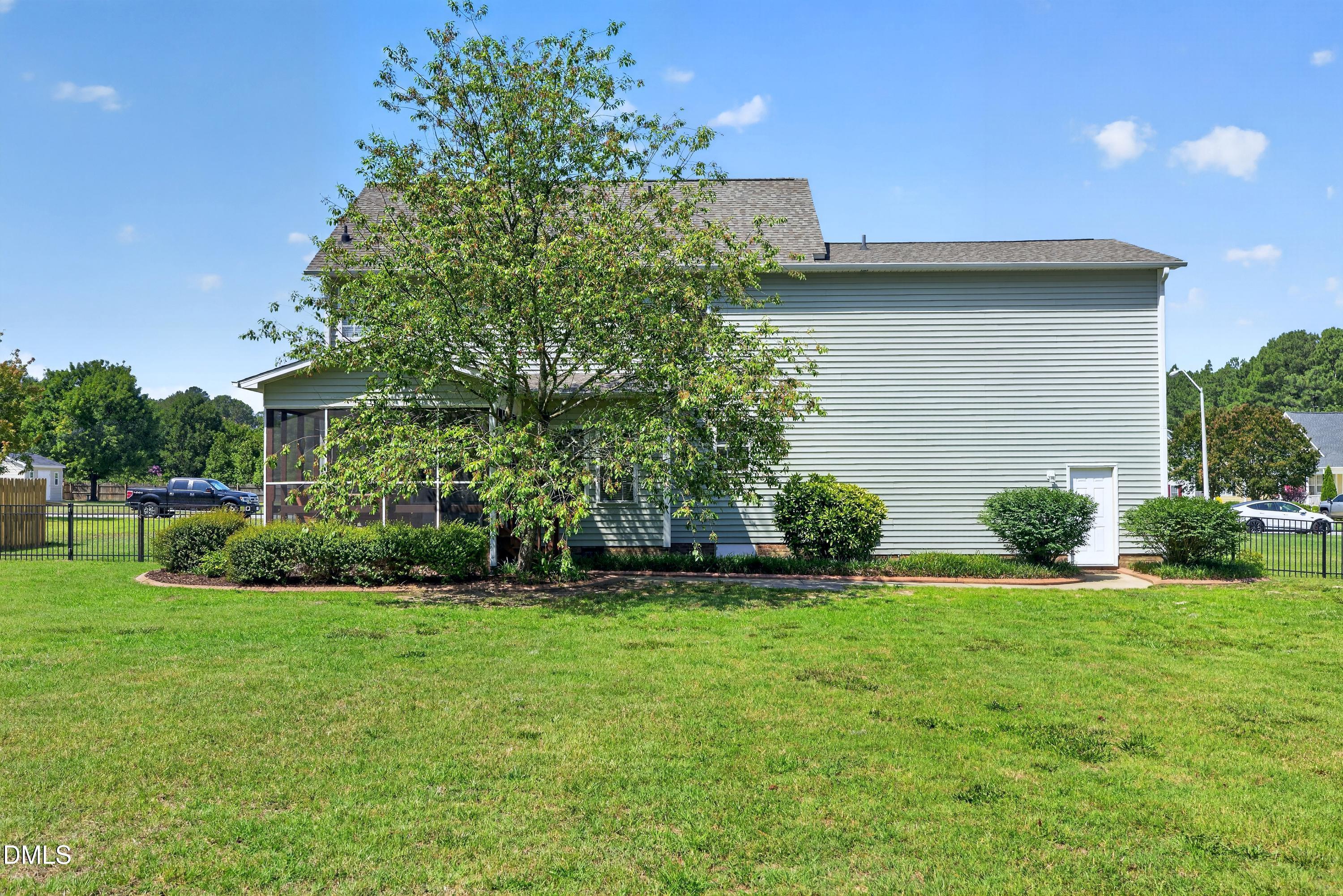 160 Adams Pointe Court Property Photo 57