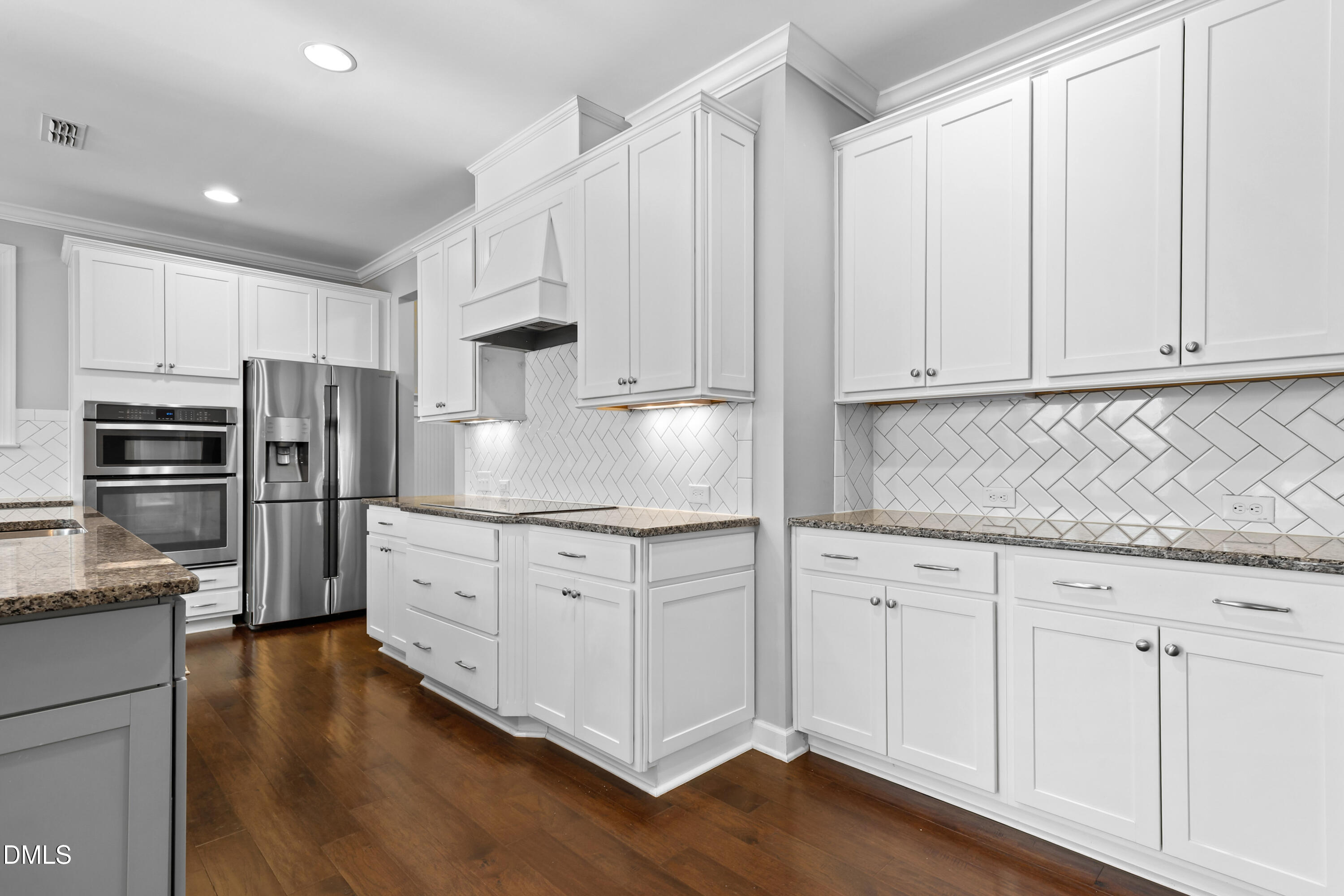2039 Travern Drive Property Photo 8