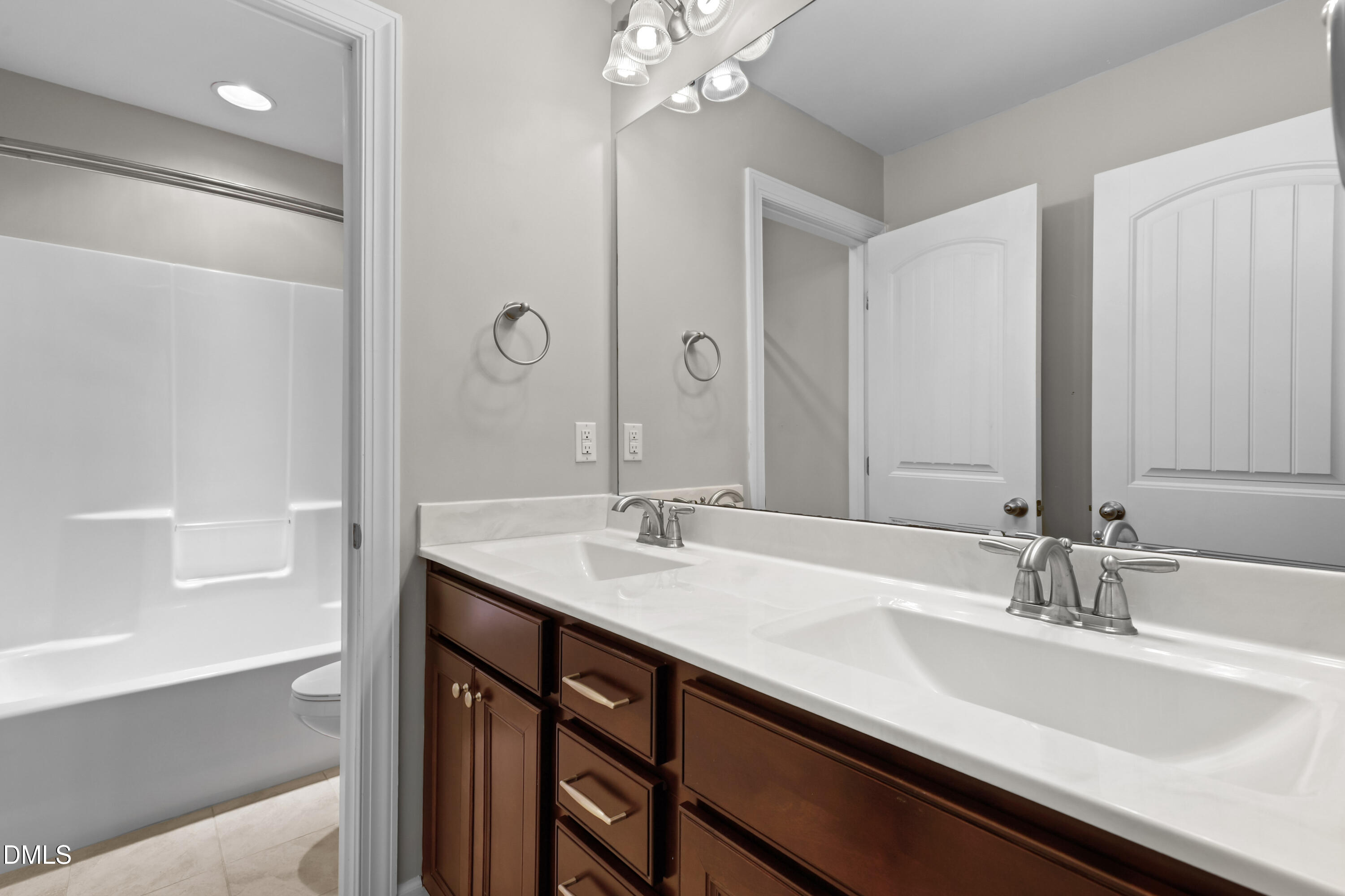 2039 Travern Drive Property Photo 37