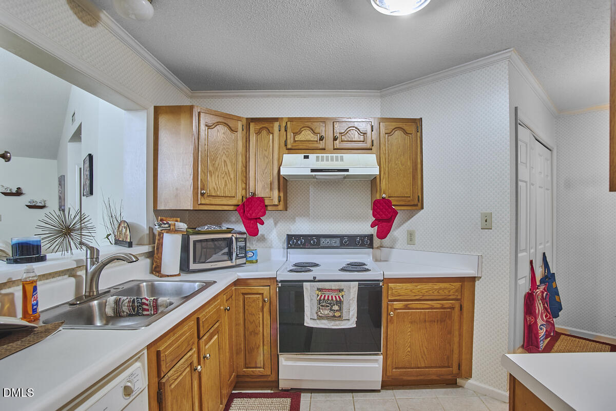 108 Linville River Road Property Photo 3