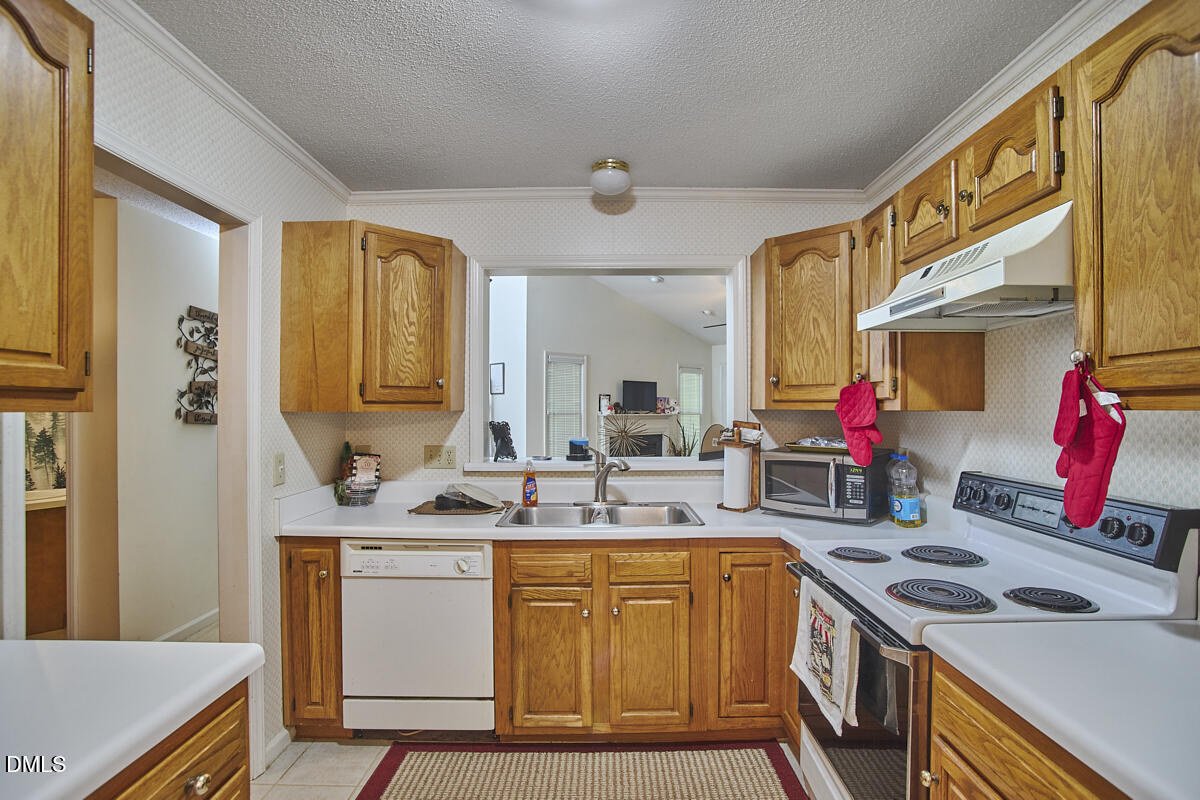 108 Linville River Road Property Photo 4