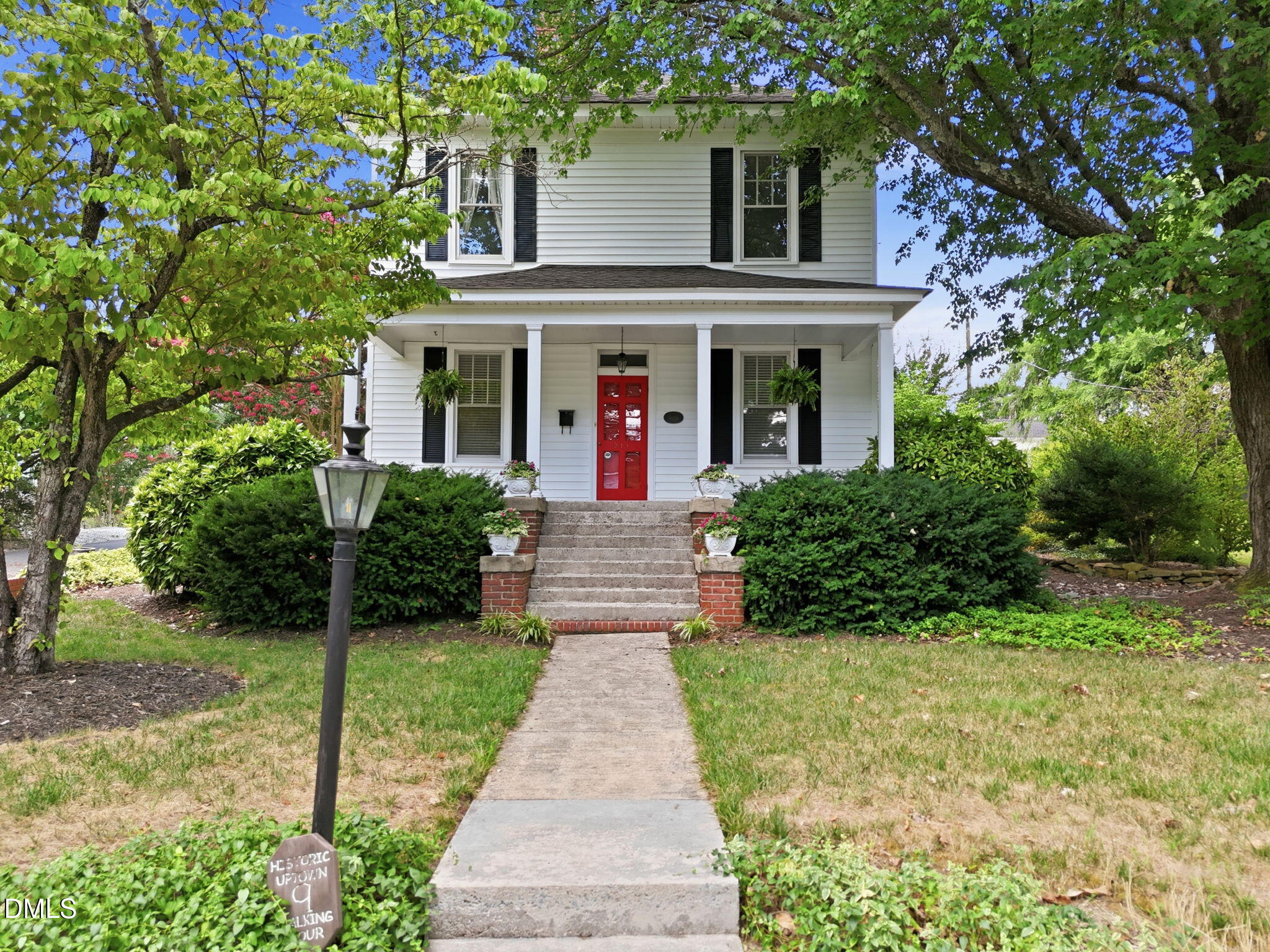 211 Barnette Avenue Property Photo 2
