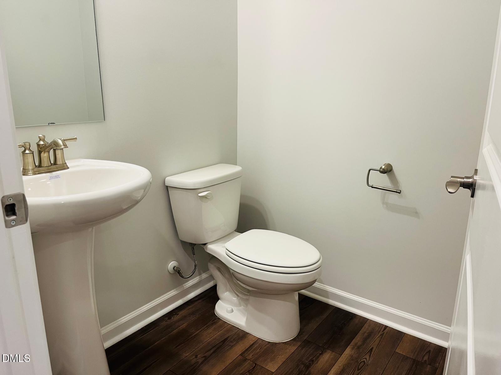 547 Glen Clova Drive Property Photo 17