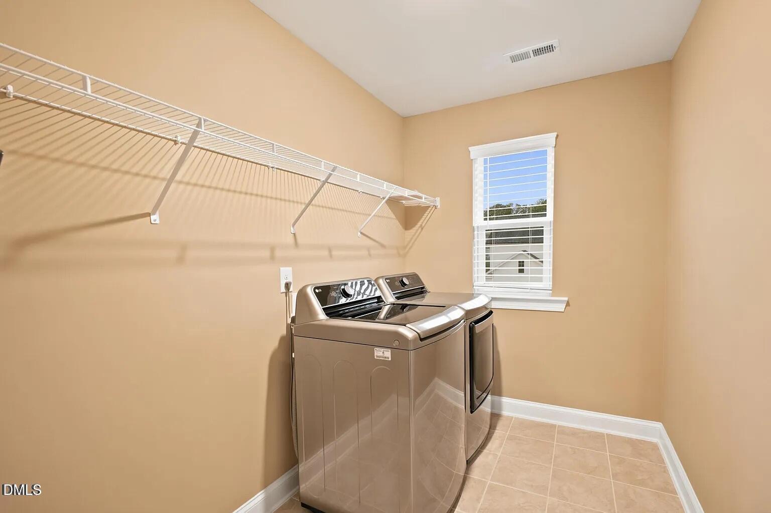 601 Morning Glade Street Property Photo 28
