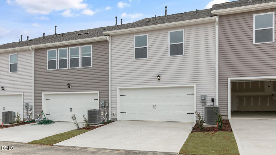 933 Sculptor Street Property Photo 27