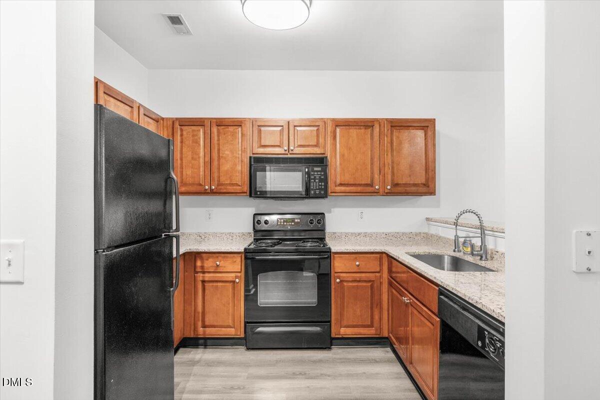 2610 Oldgate Drive 304 Property Photo 7