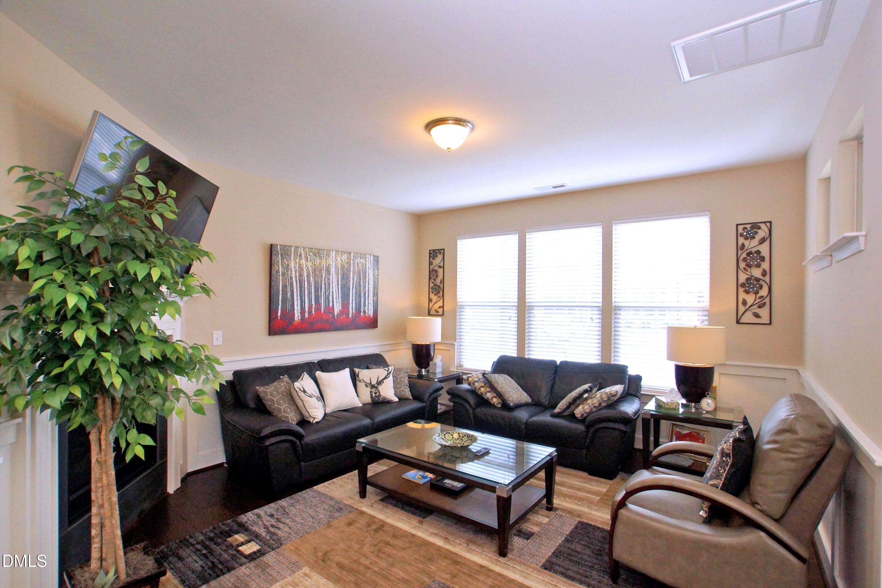 1007 Midtowne Way Property Photo 10