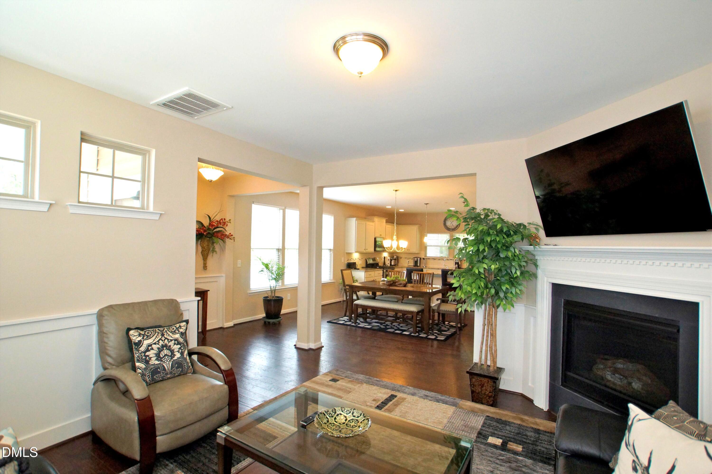 1007 Midtowne Way Property Photo 11