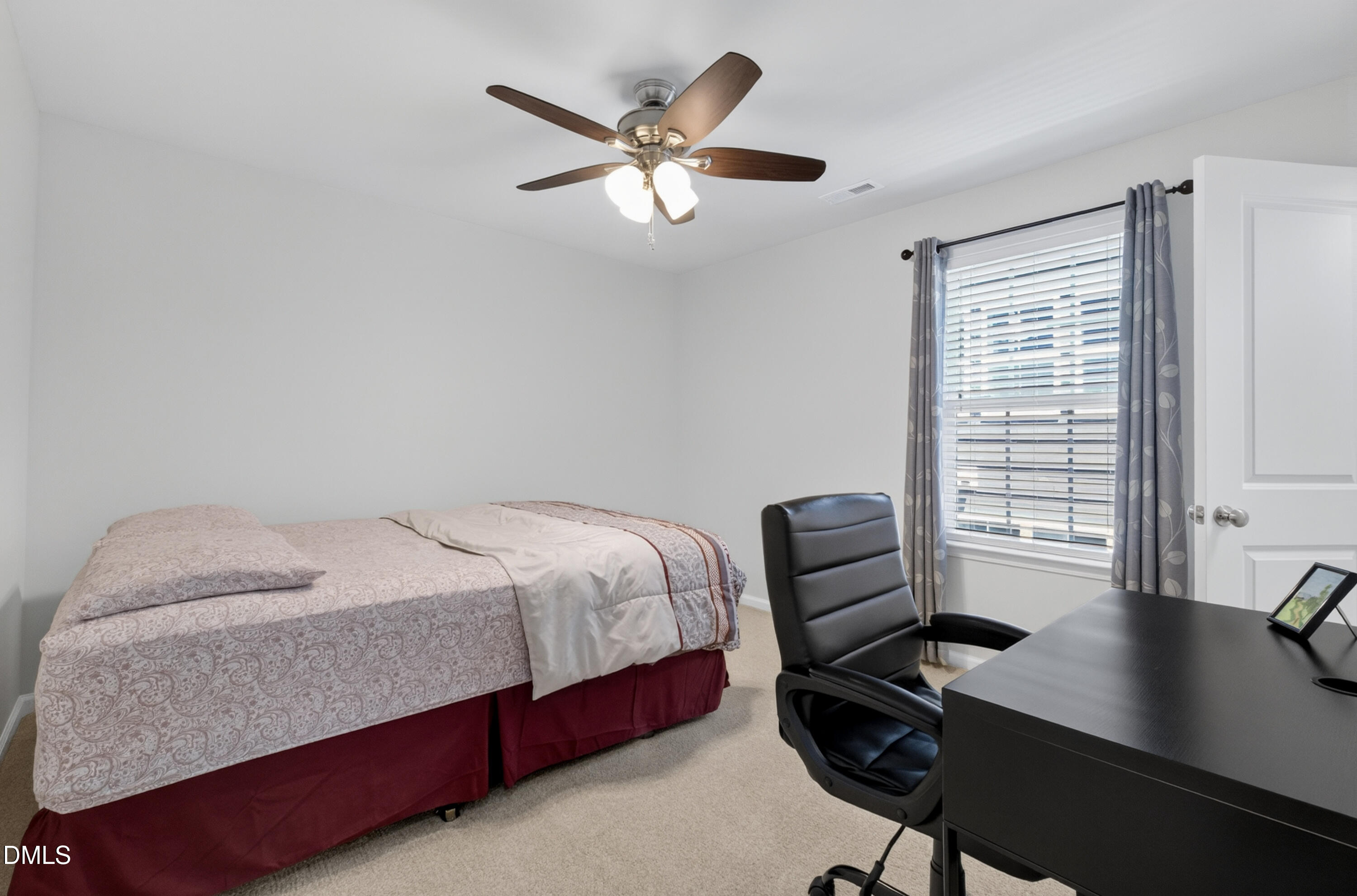 334 Stonehouse Drive Property Photo 28