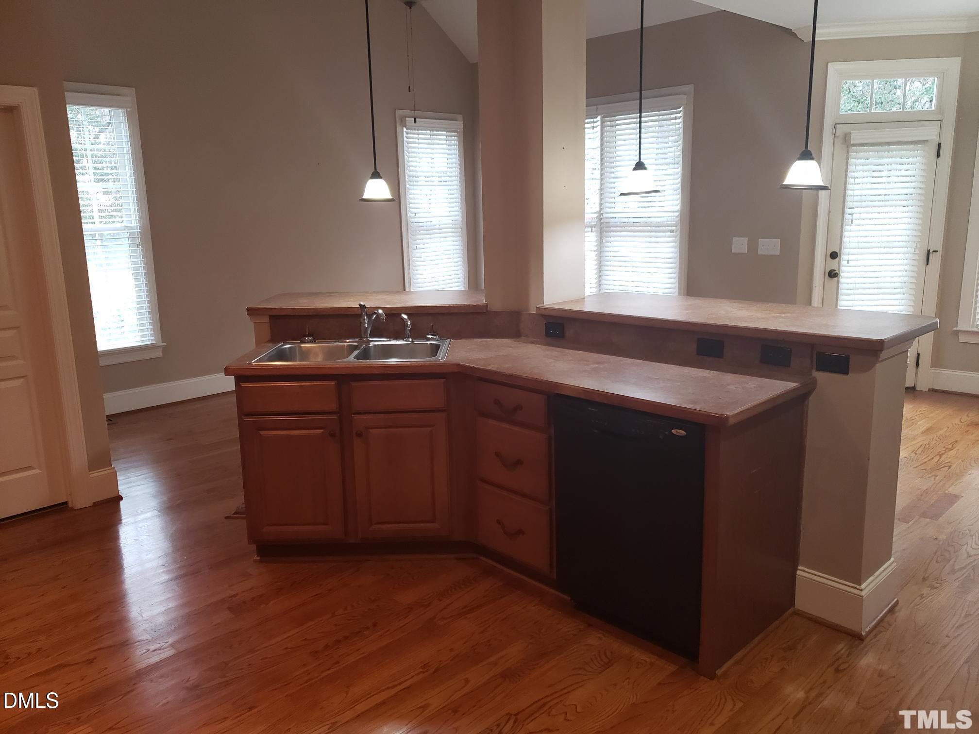 381 Carolina Oaks Avenue Property Photo 6