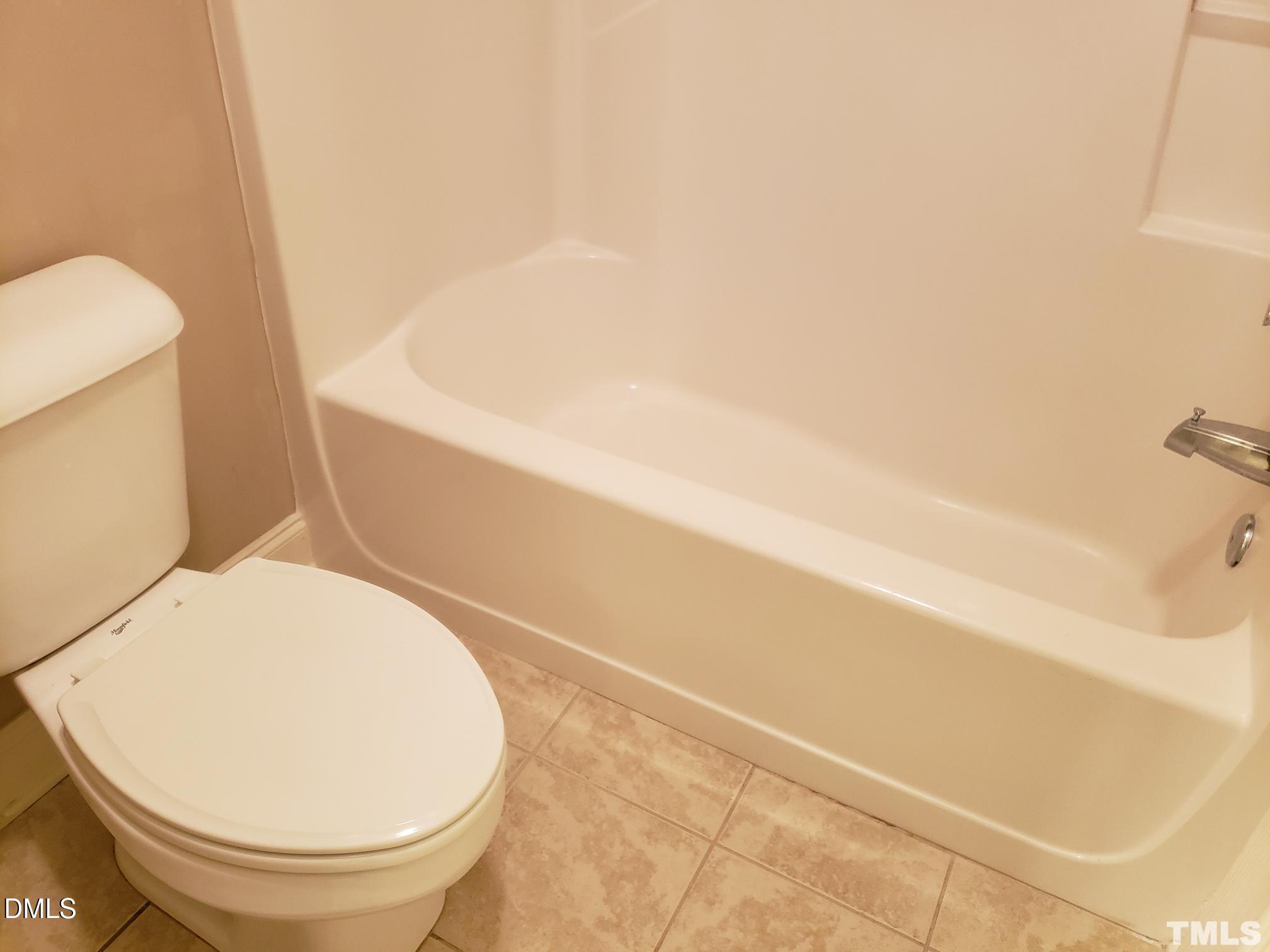 381 Carolina Oaks Avenue Property Photo 14