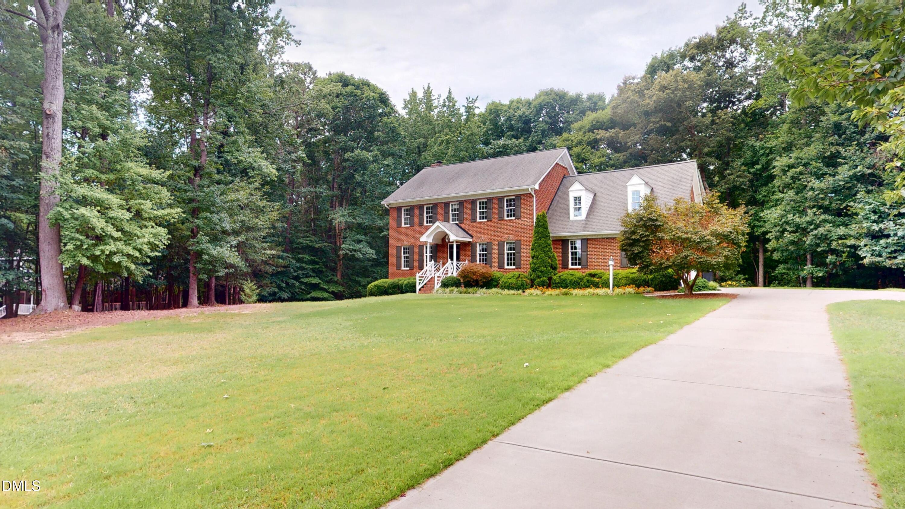 5005 Fielding Drive Property Photo 2