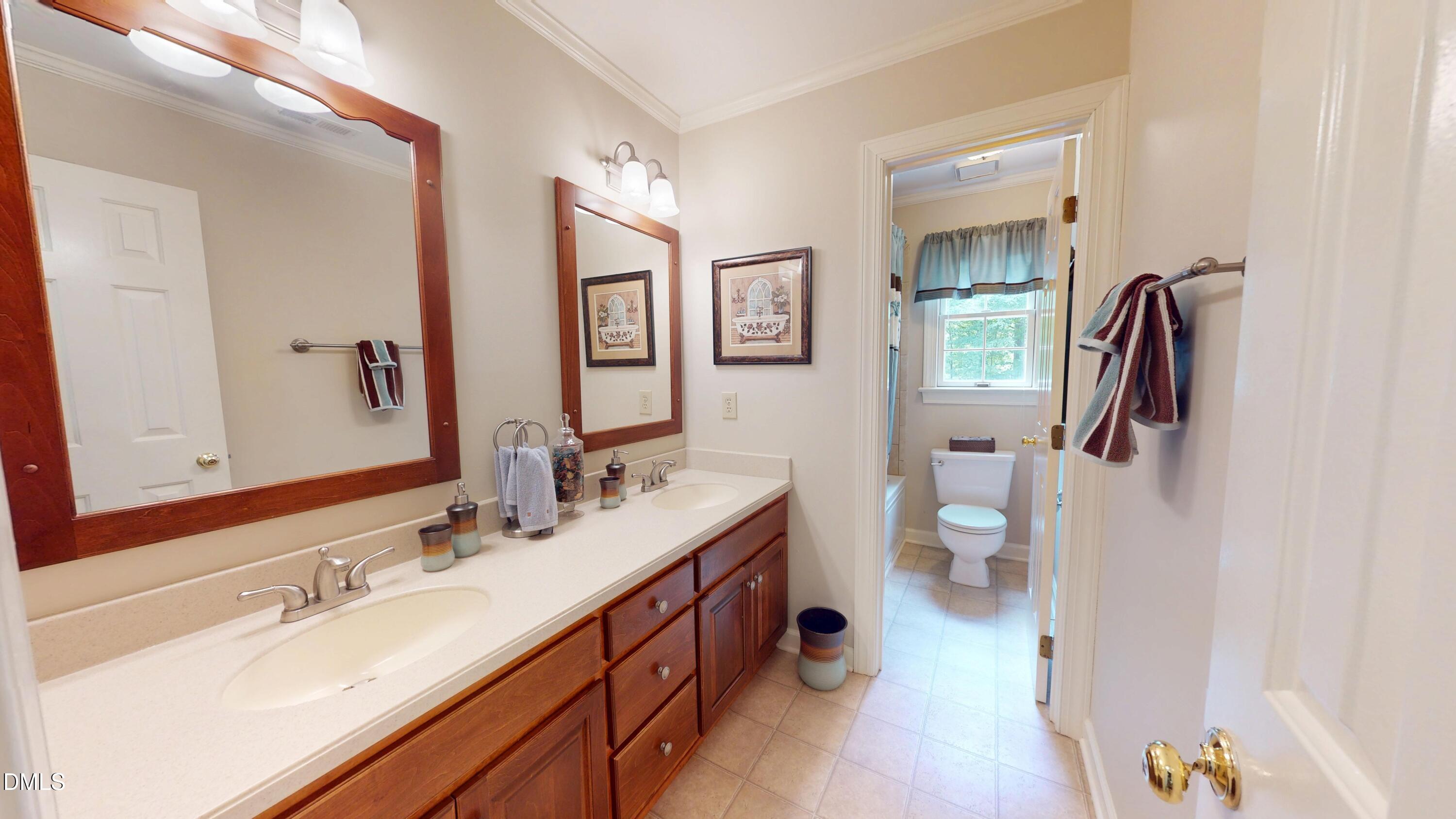5005 Fielding Drive Property Photo 20