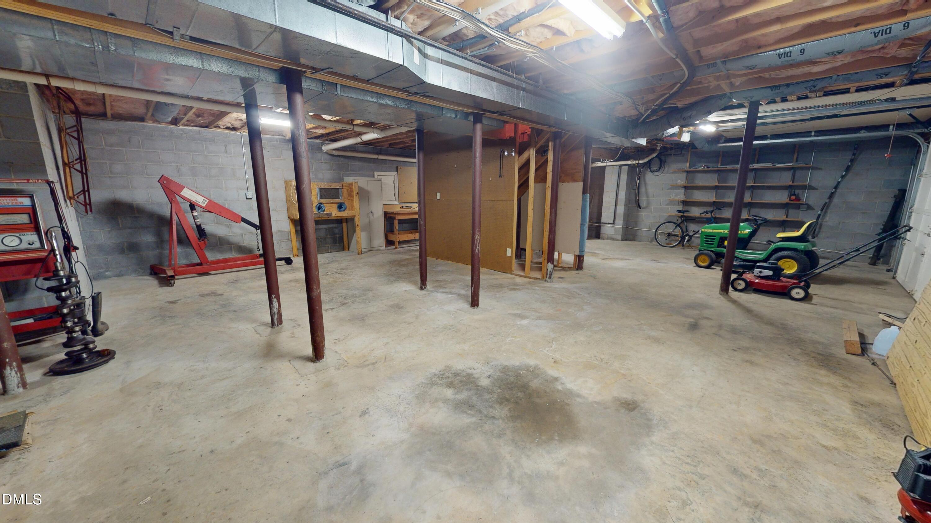 5005 Fielding Drive Property Photo 22
