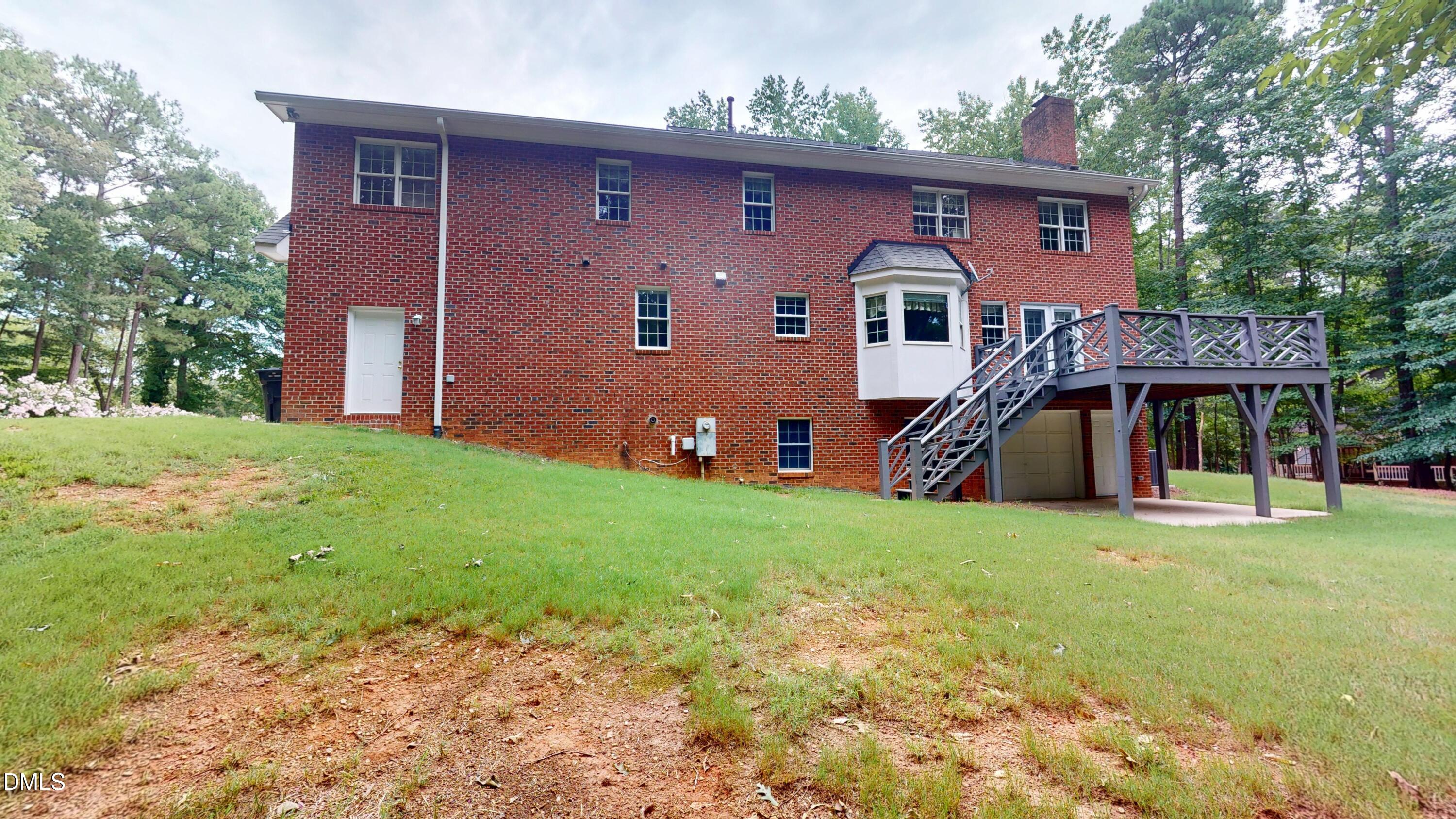 5005 Fielding Drive Property Photo 27