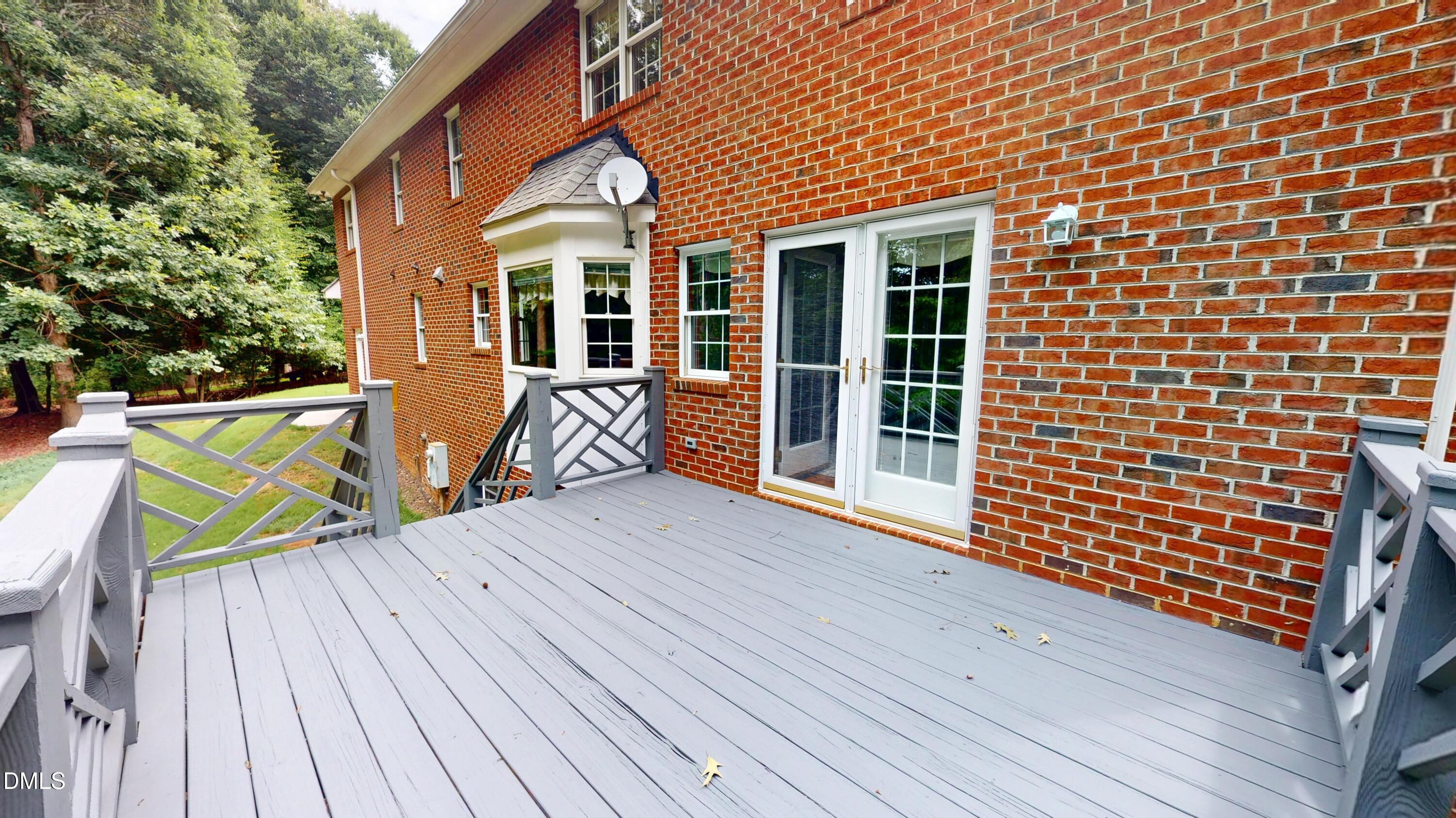 5005 Fielding Drive Property Photo 53