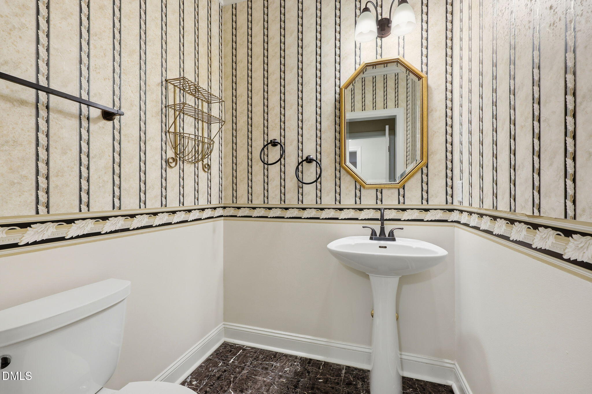 1204 Westerham Drive Property Photo 28