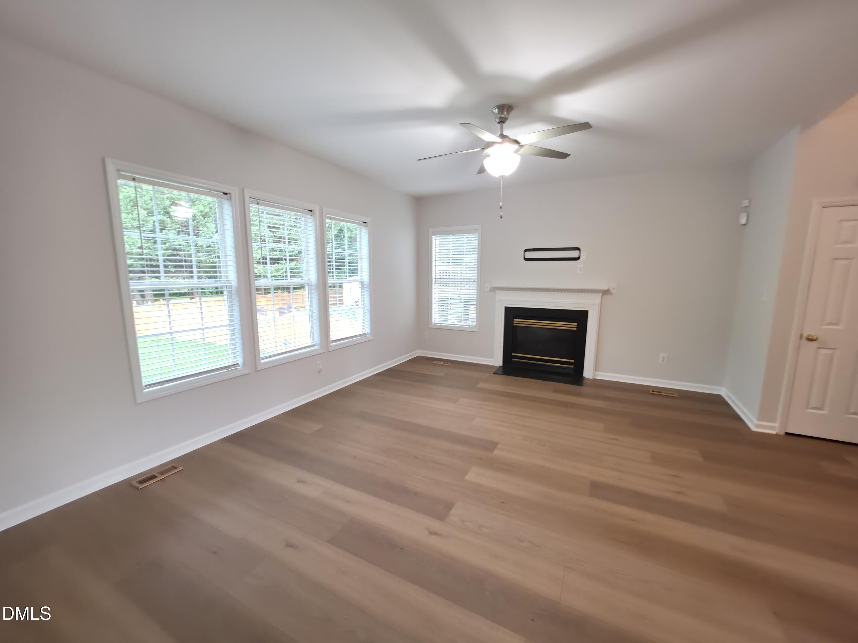 8717 Springhouse Lane Property Photo 3