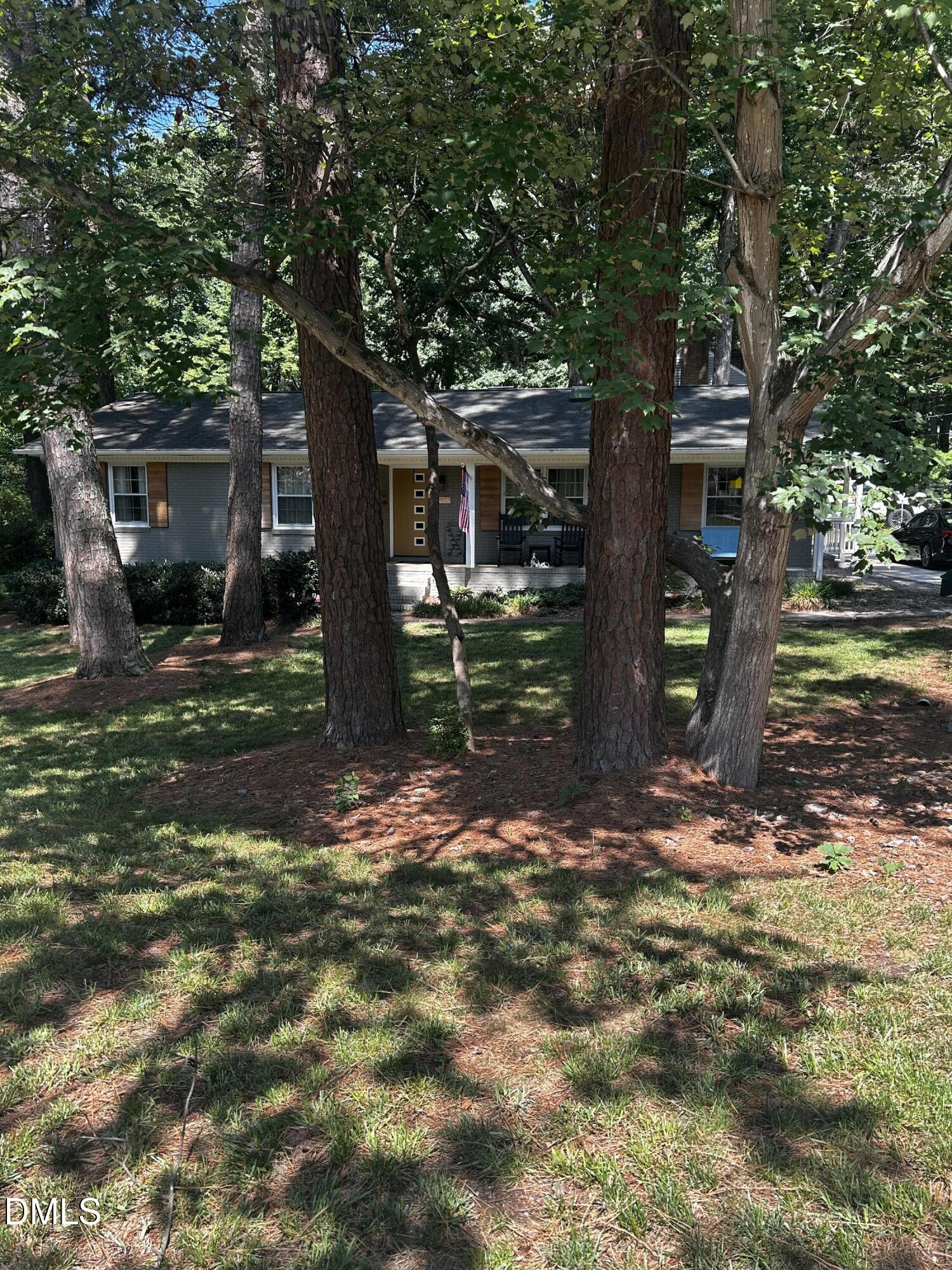 412 Emerson Drive Property Photo 3