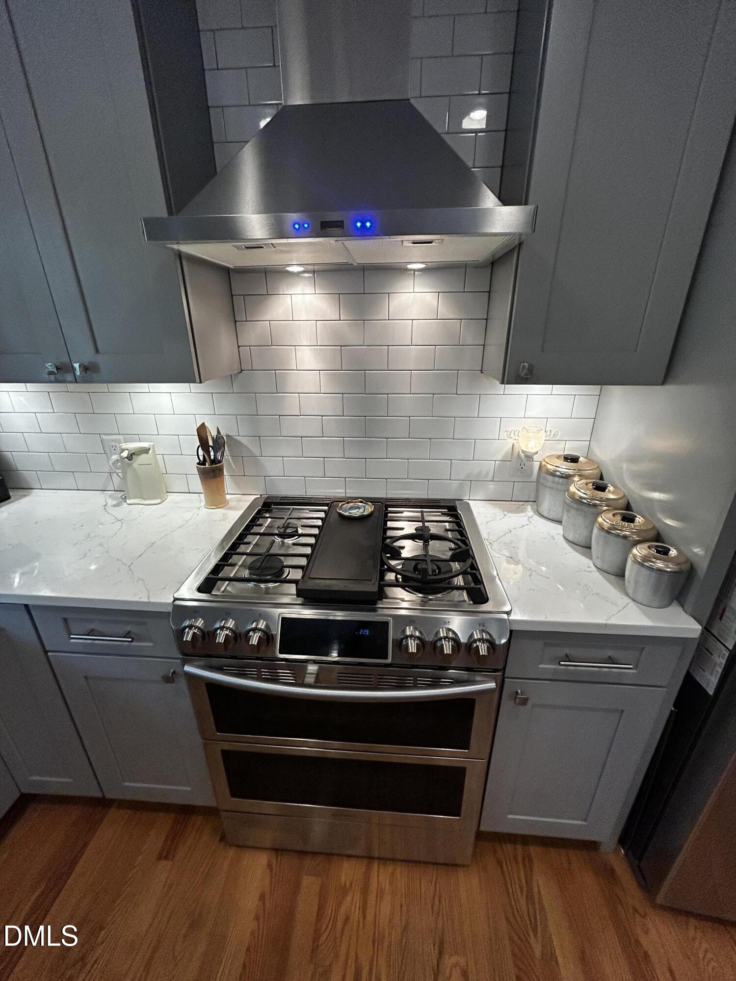 412 Emerson Drive Property Photo 8