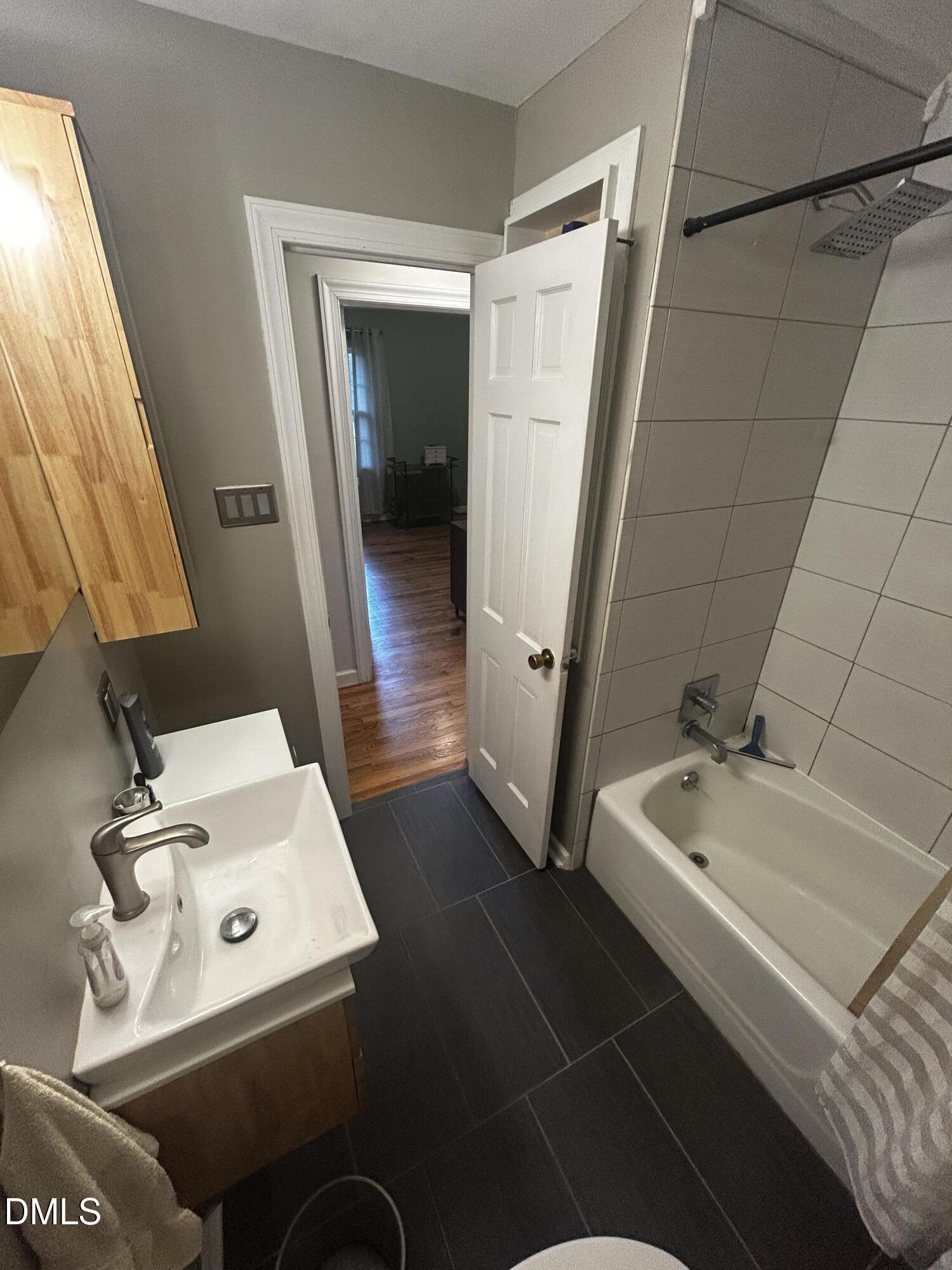 412 Emerson Drive Property Photo 22
