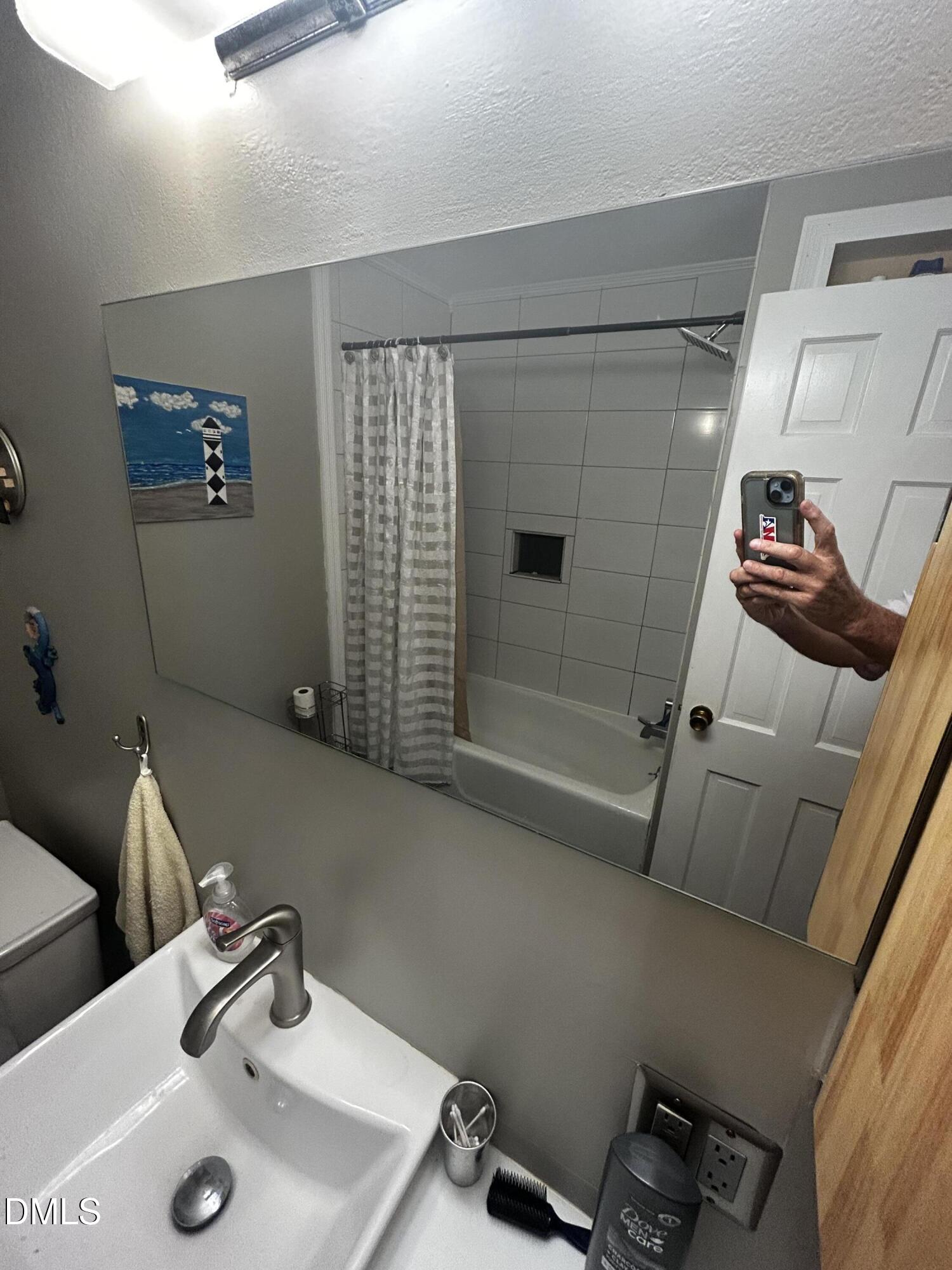 412 Emerson Drive Property Photo 24
