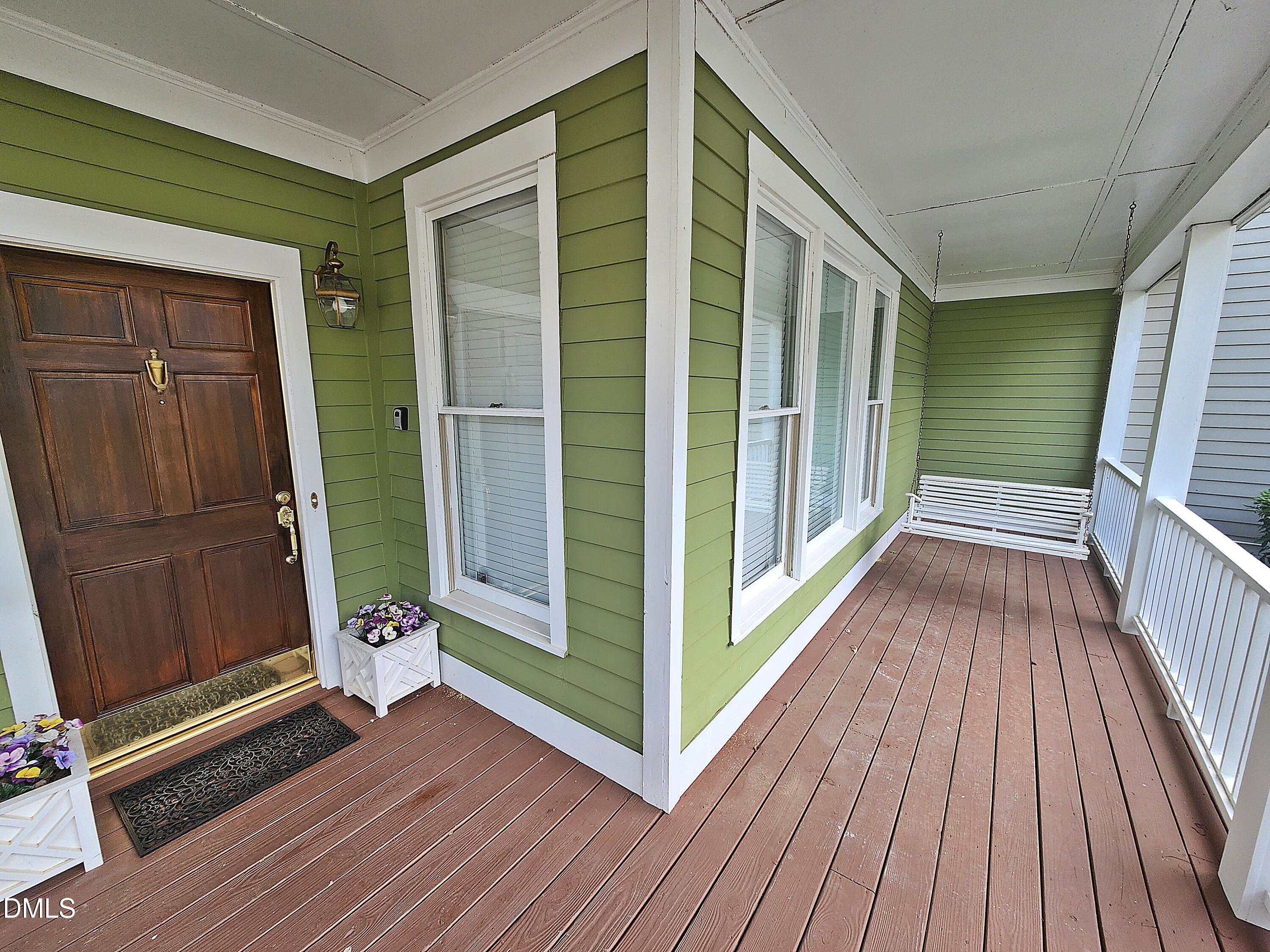 1615 Dunraven Drive Property Photo 5