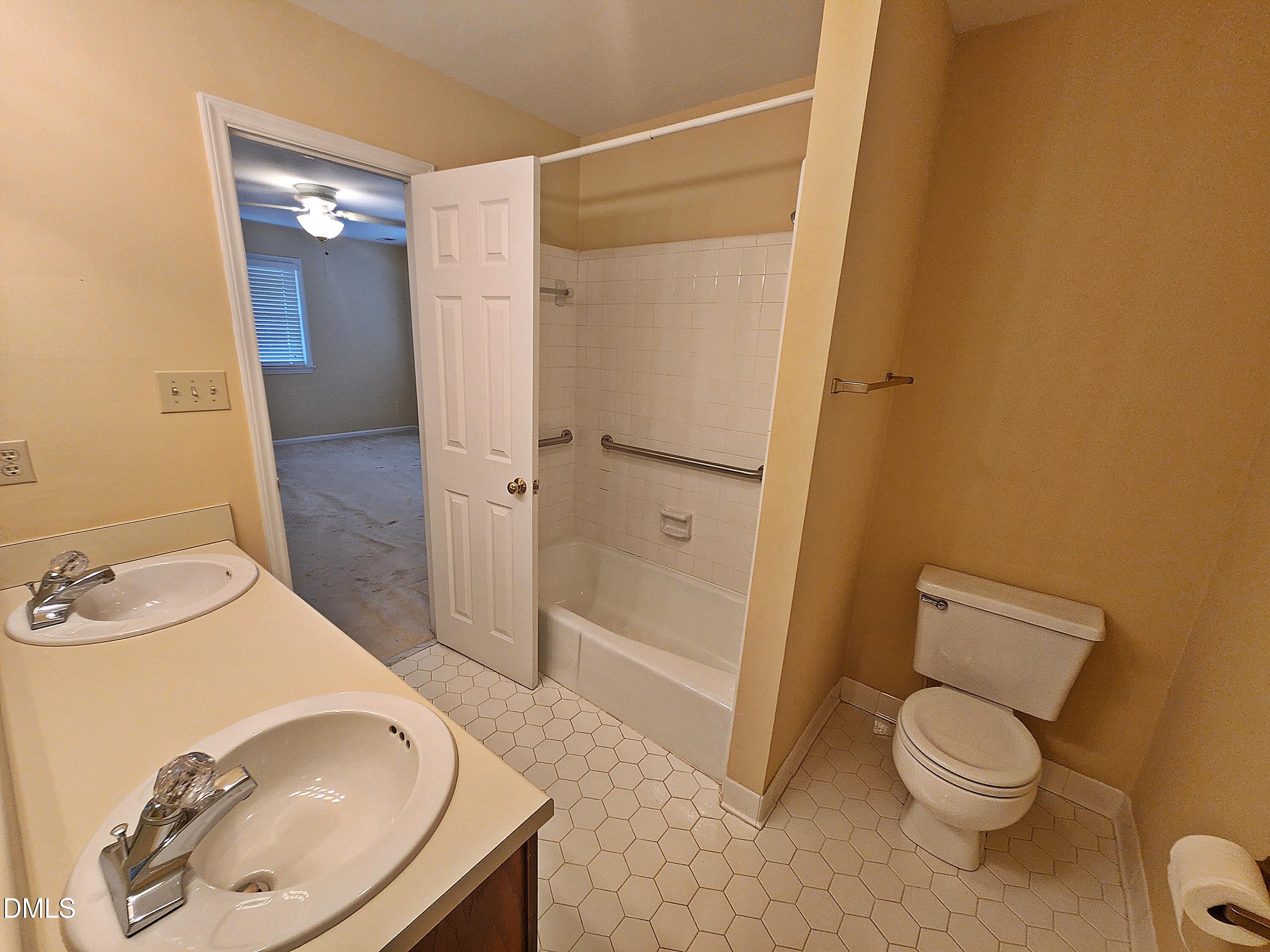 1615 Dunraven Drive Property Photo 23