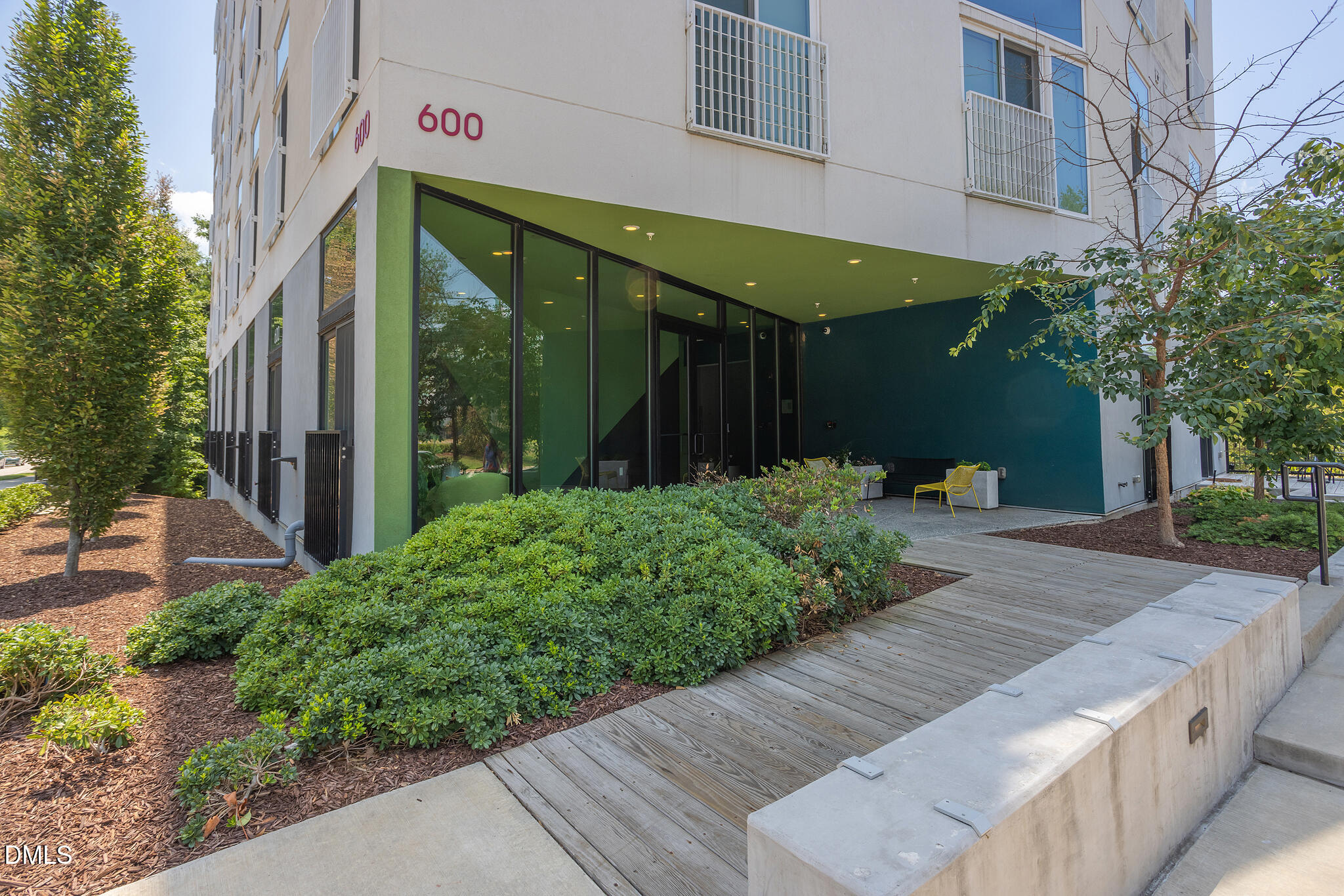 600 S Duke Street Property Photo 3