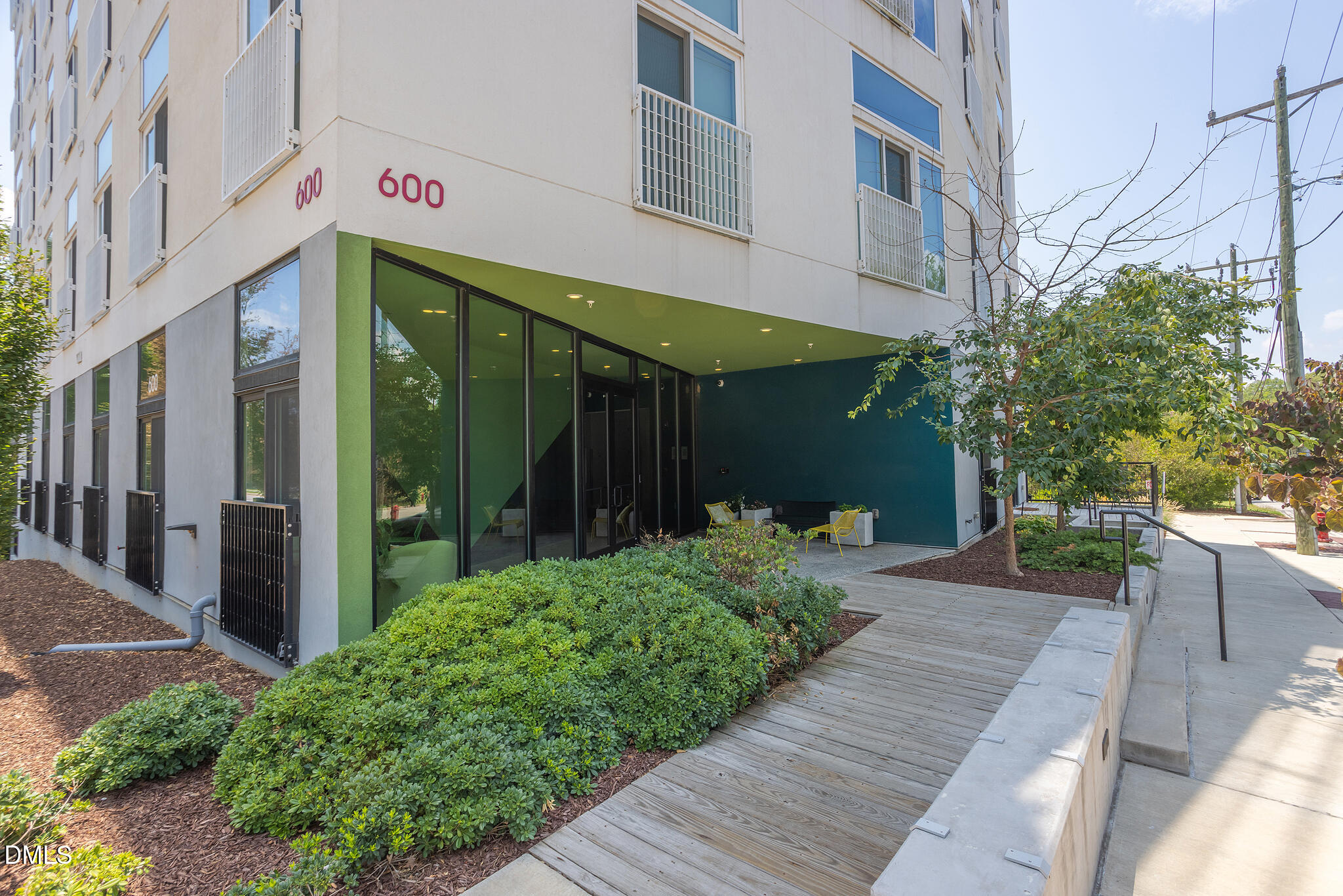 600 S Duke Street Property Photo 4