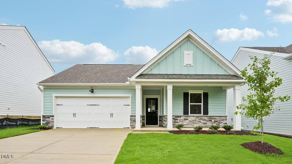 717 Sparkling Pear Drive Property Photo 1