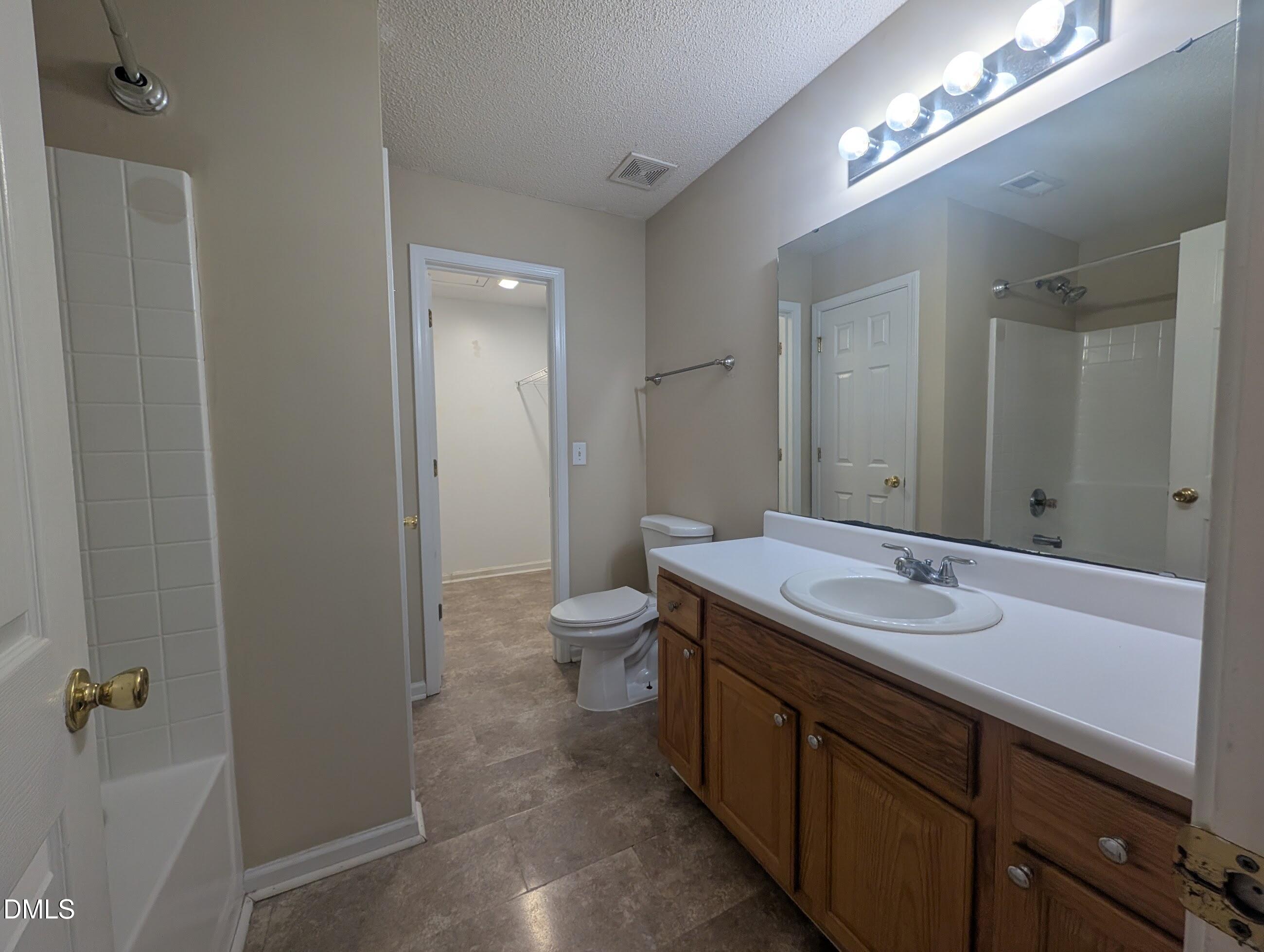 404 Commons Drive Property Photo 9