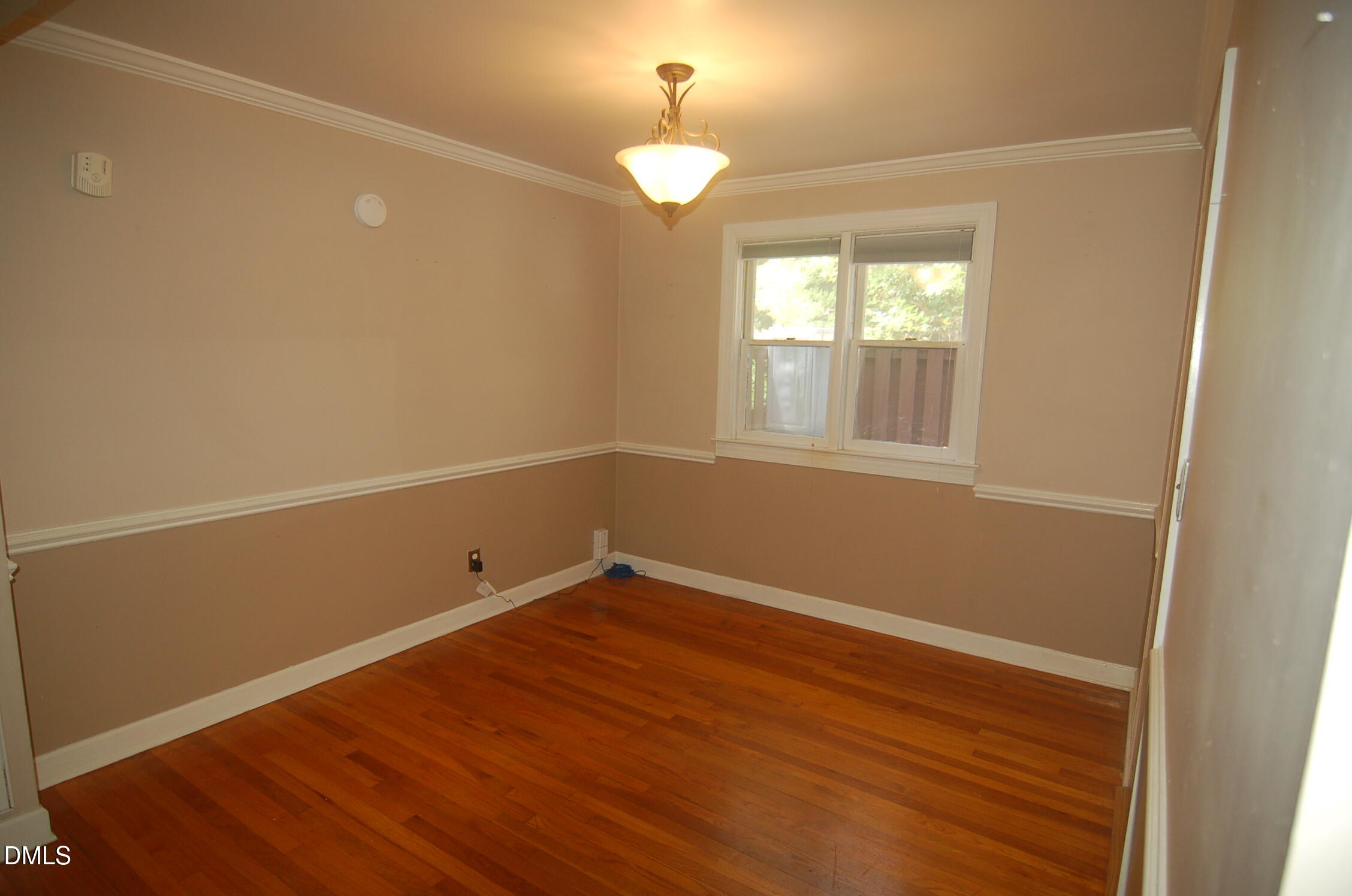 1922 Smallwood Drive 5 Property Photo 6