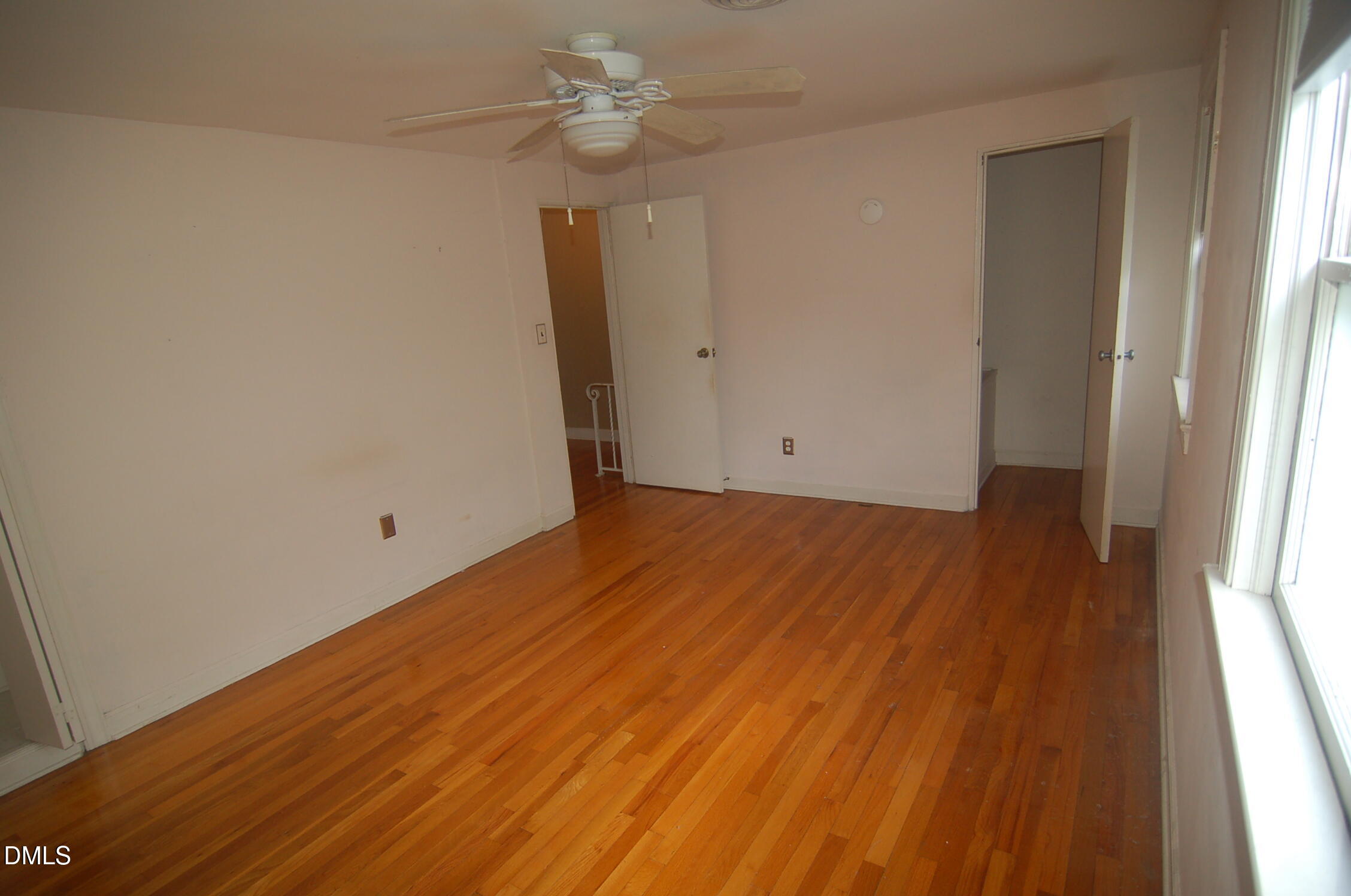 1922 Smallwood Drive 5 Property Photo 15